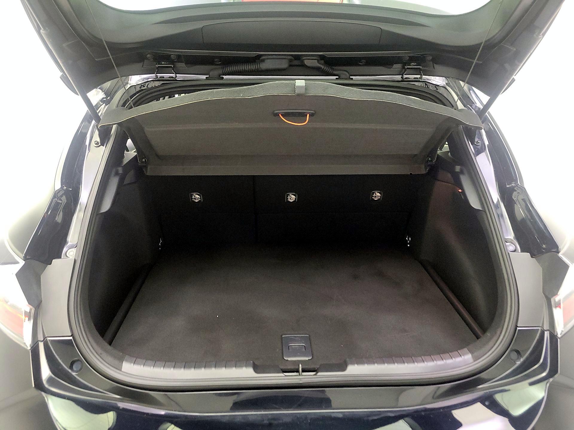 Thumbnail: 2021 Toyota Corolla - 19