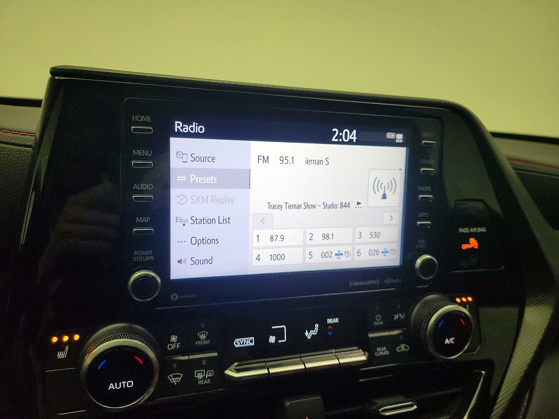 Thumbnail: 2021 Toyota Highlander - 13