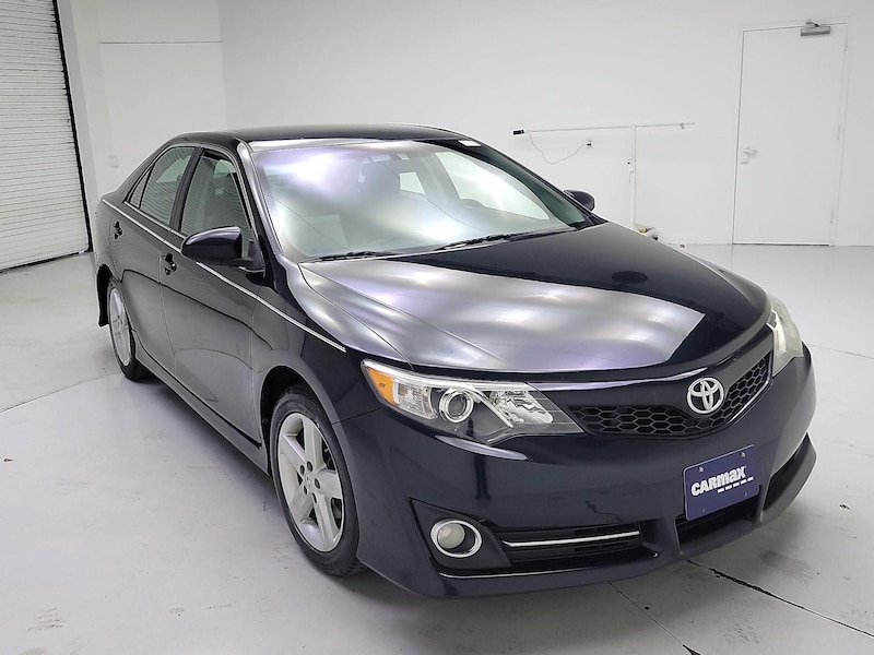 2014 Toyota Camry SE -
                  Laurel, MD