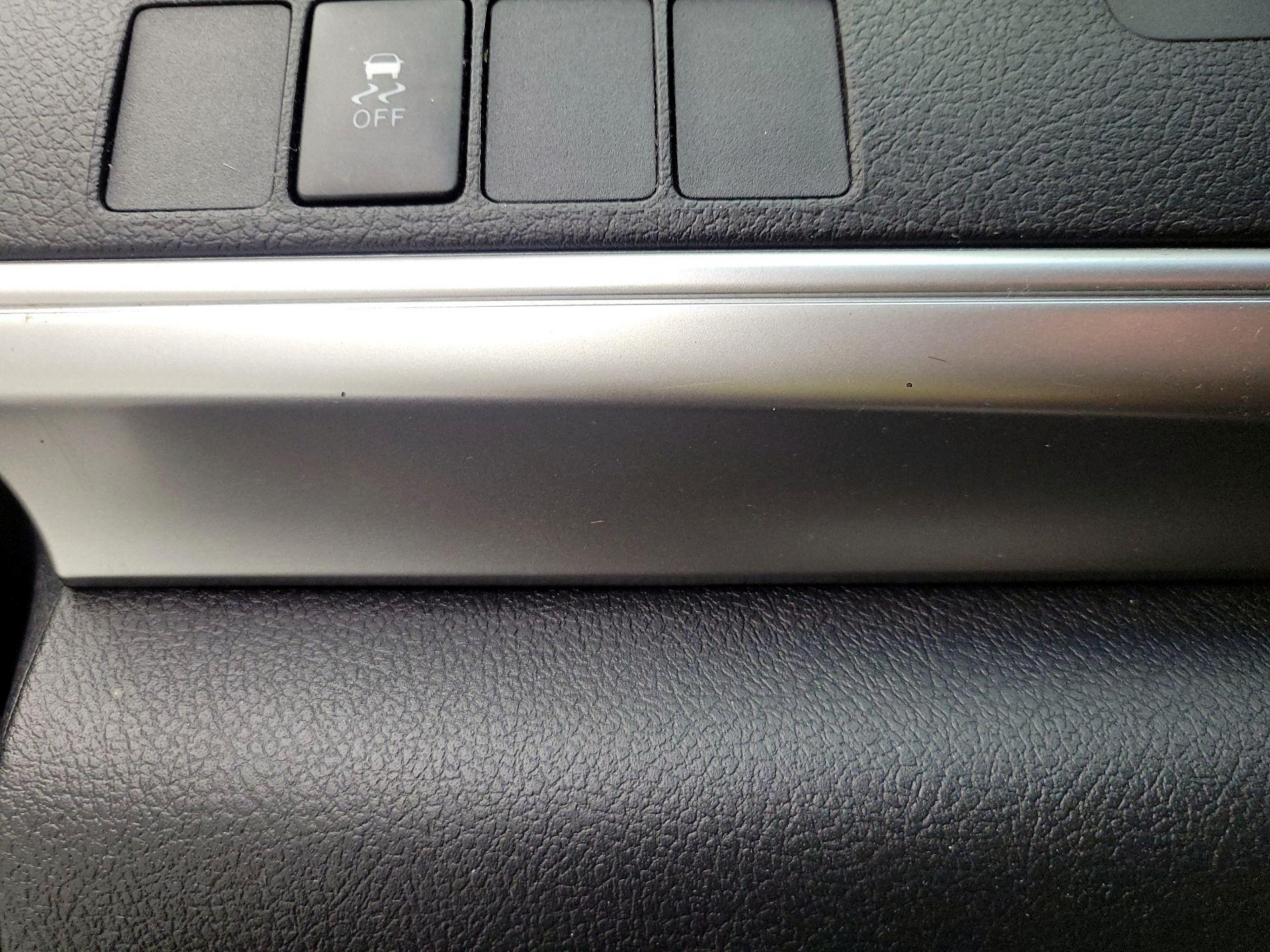 Thumbnail: 2014 Toyota Camry - 11