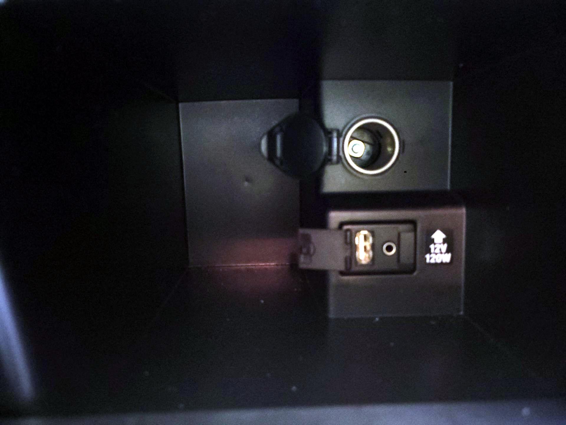 Thumbnail: 2014 Toyota Camry - 15