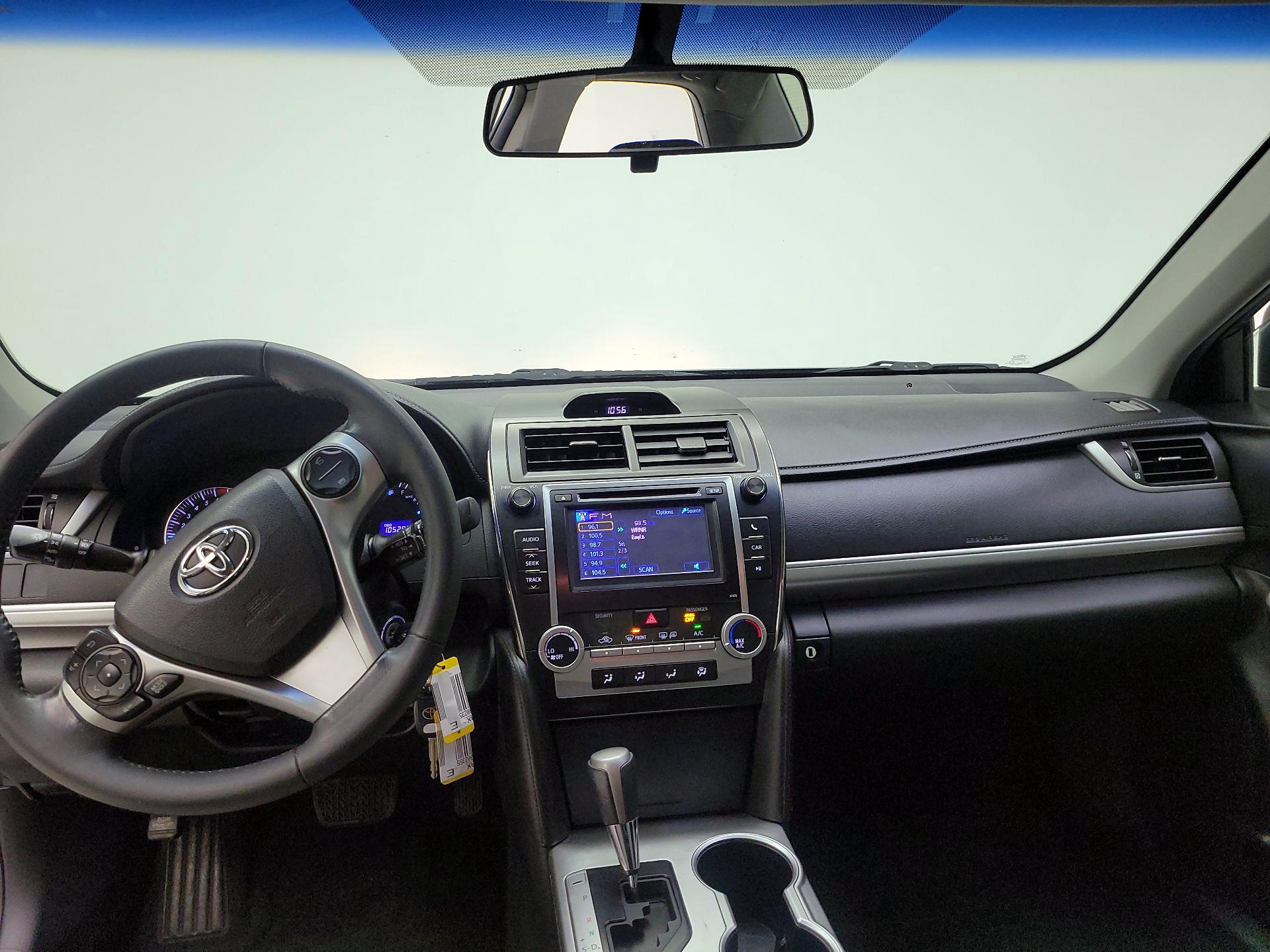 Thumbnail: 2014 Toyota Camry - 8