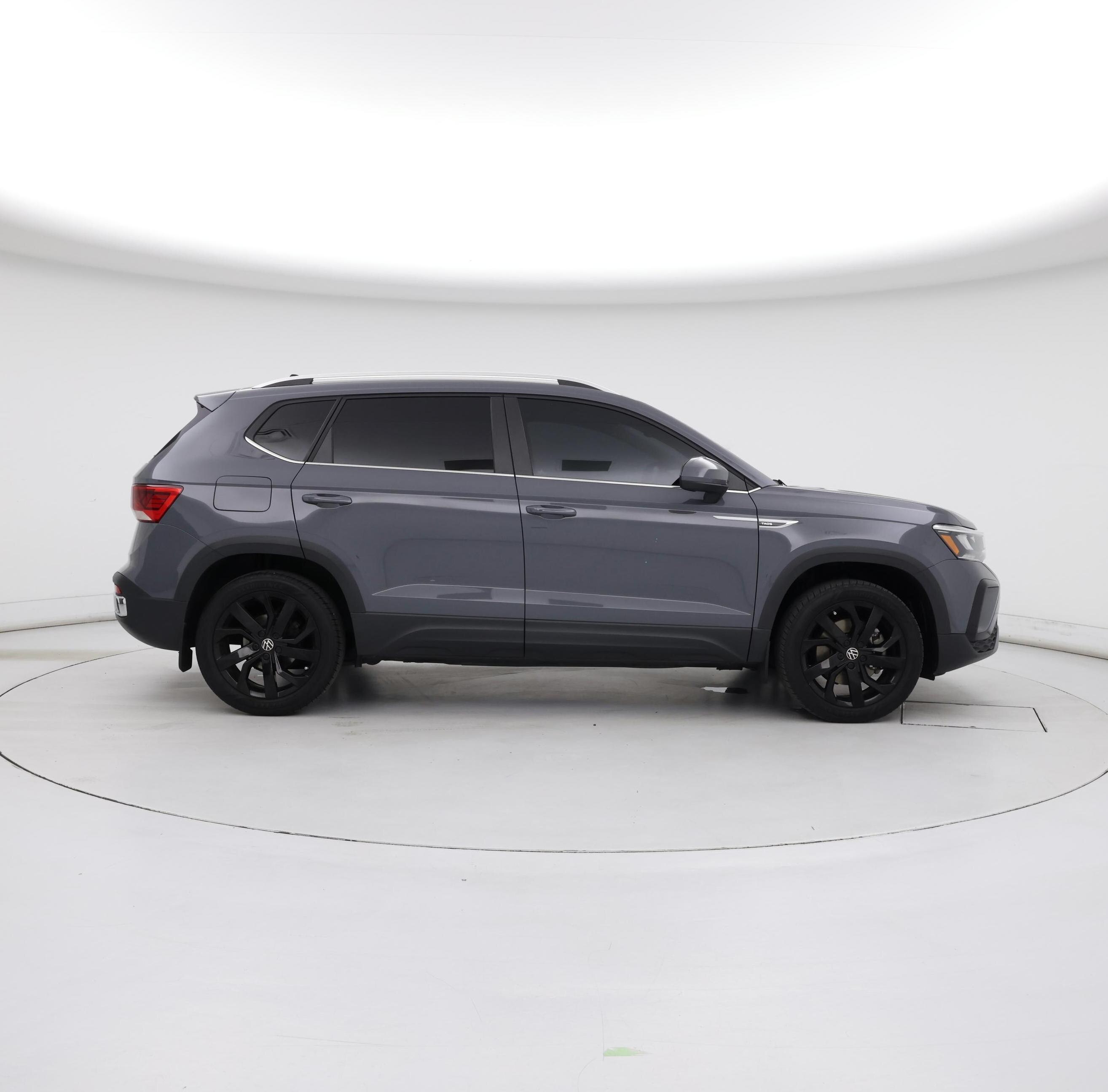 Thumbnail: 2023 Volkswagen Taos - 7