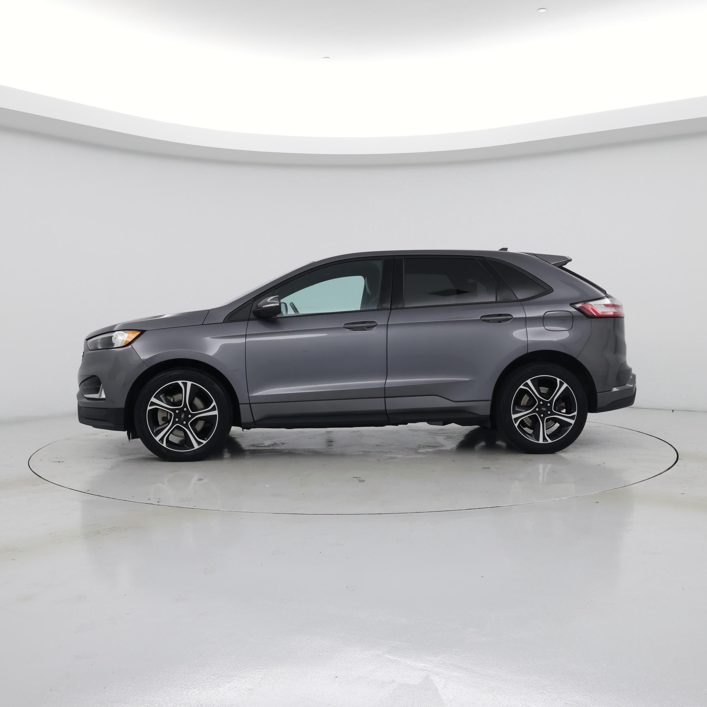 Thumbnail: 2021 Ford Edge - 3