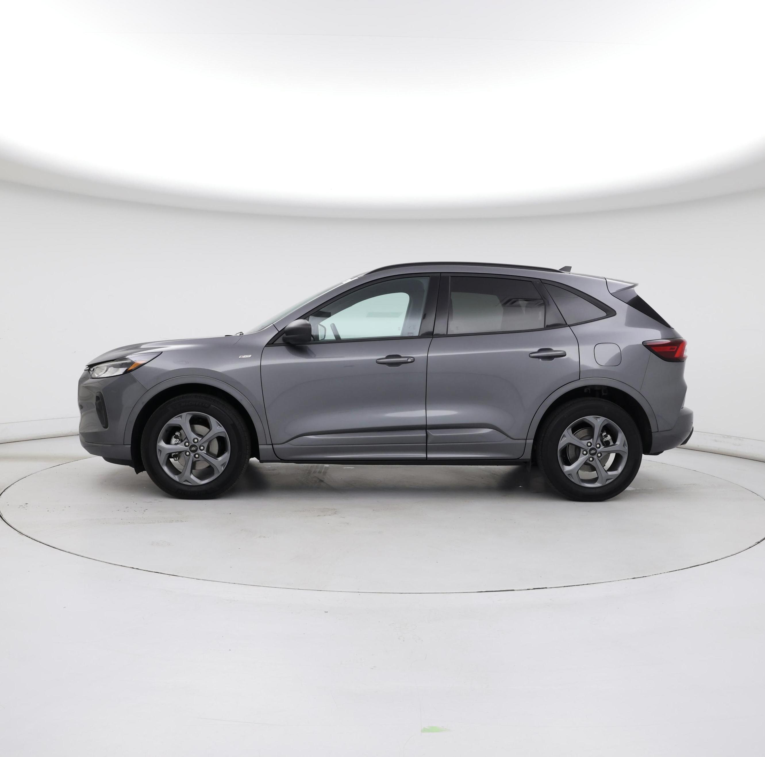 Thumbnail: 2023 Ford Escape - 3