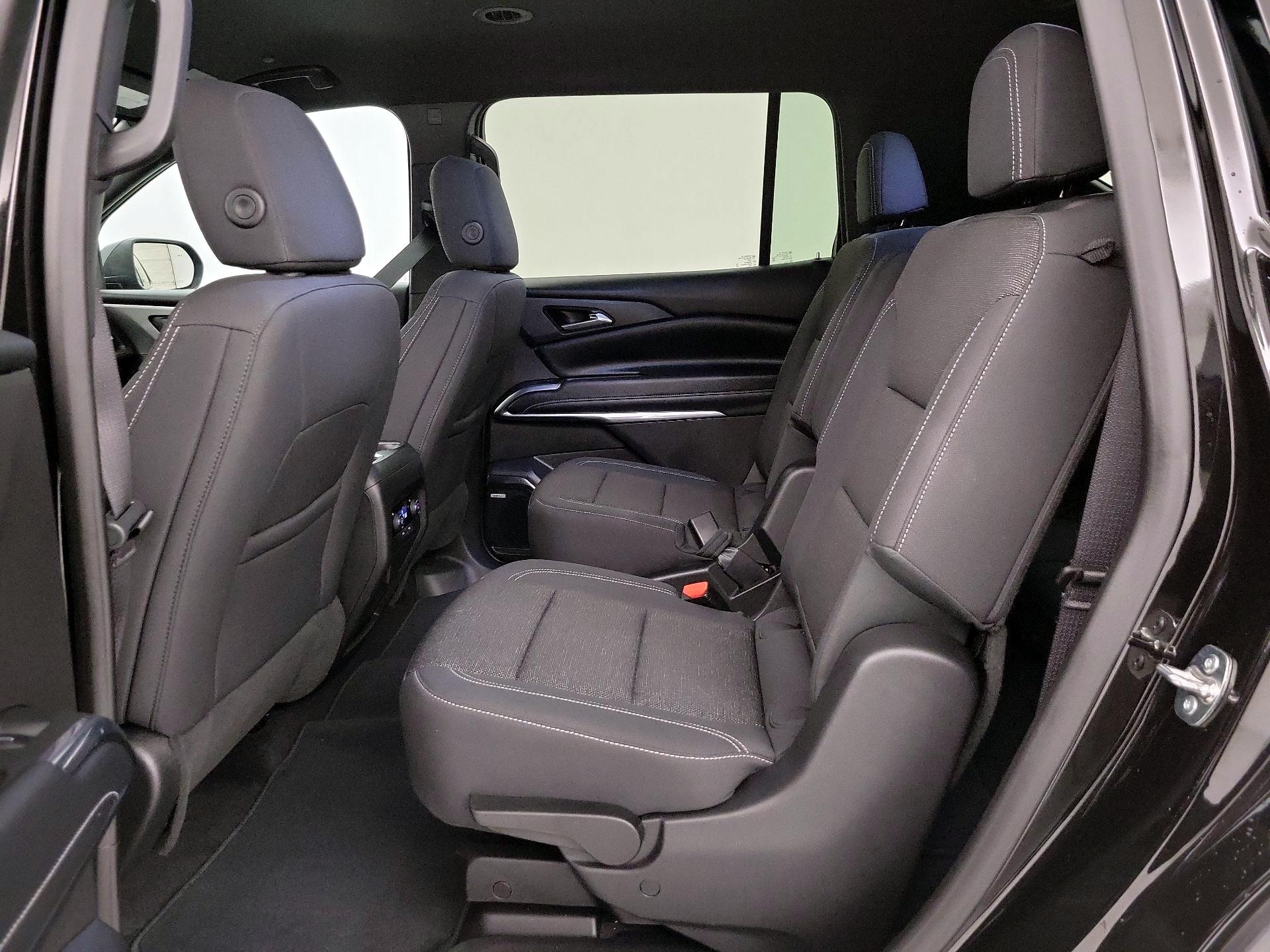 Thumbnail: 2025 Chevrolet Traverse - 20