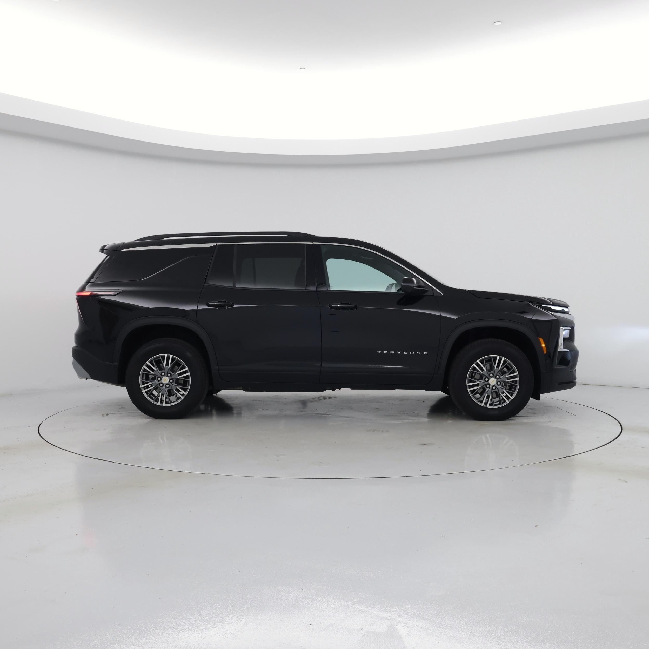 Thumbnail: 2025 Chevrolet Traverse - 7