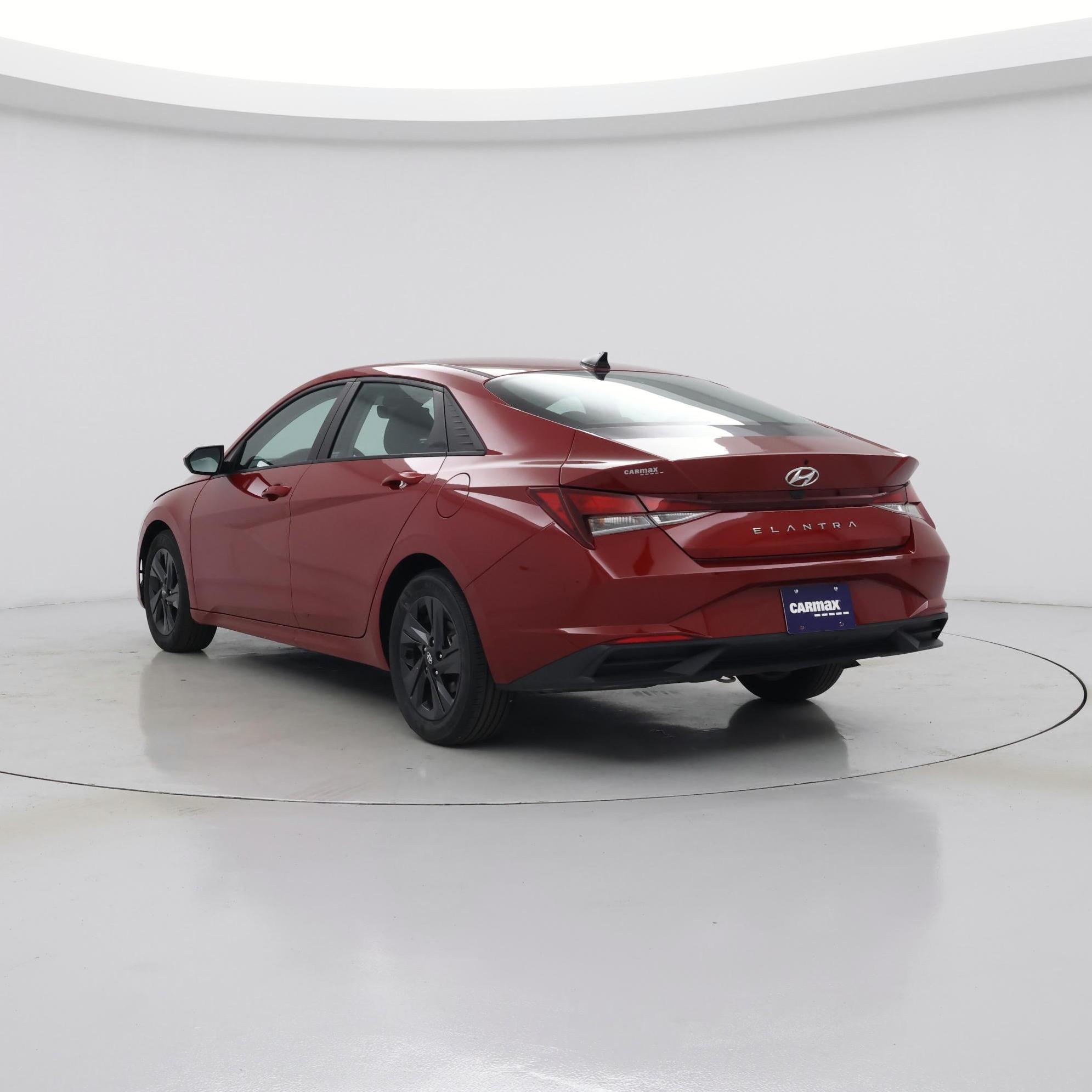 Thumbnail: 2022 Hyundai Elantra - 2