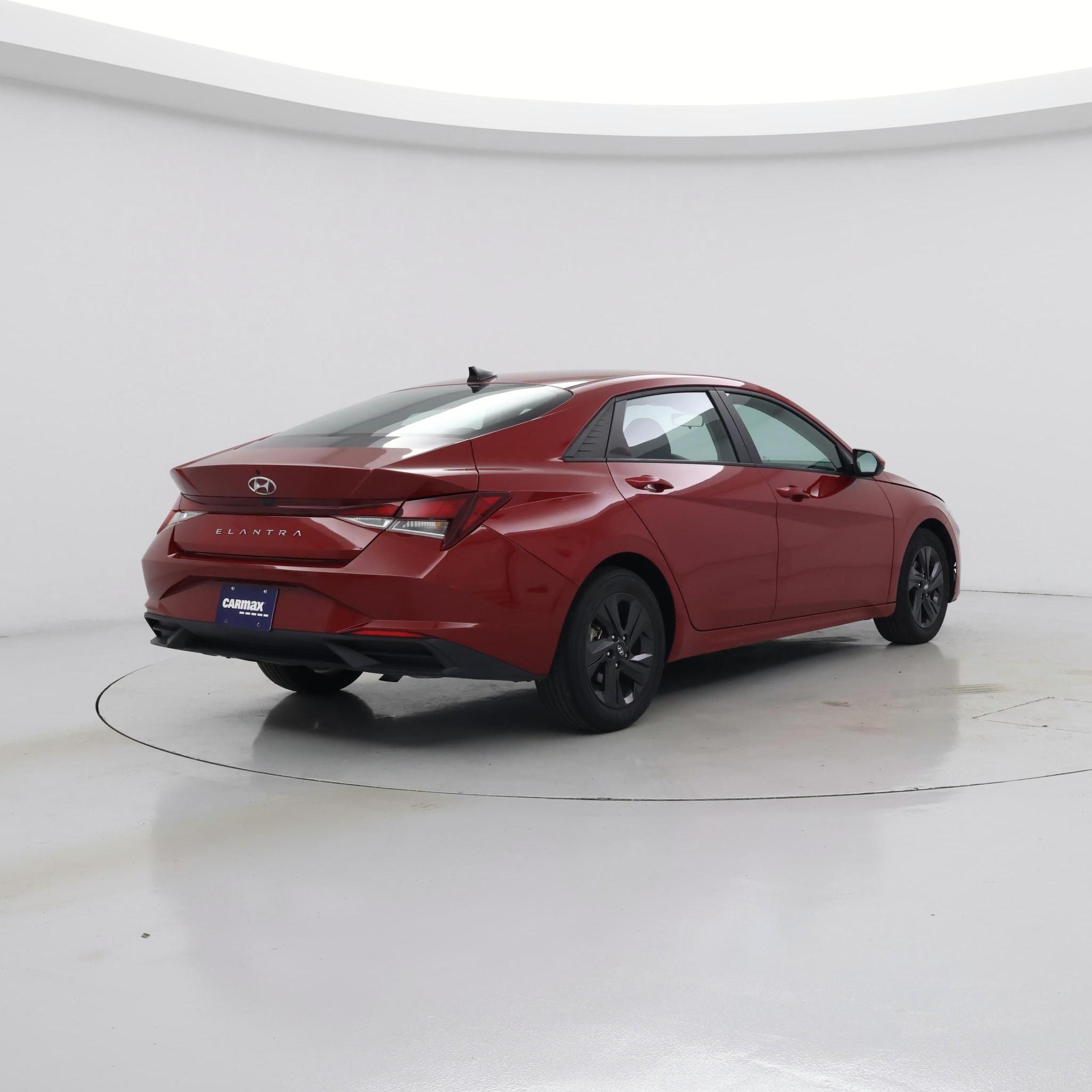 Thumbnail: 2022 Hyundai Elantra - 8