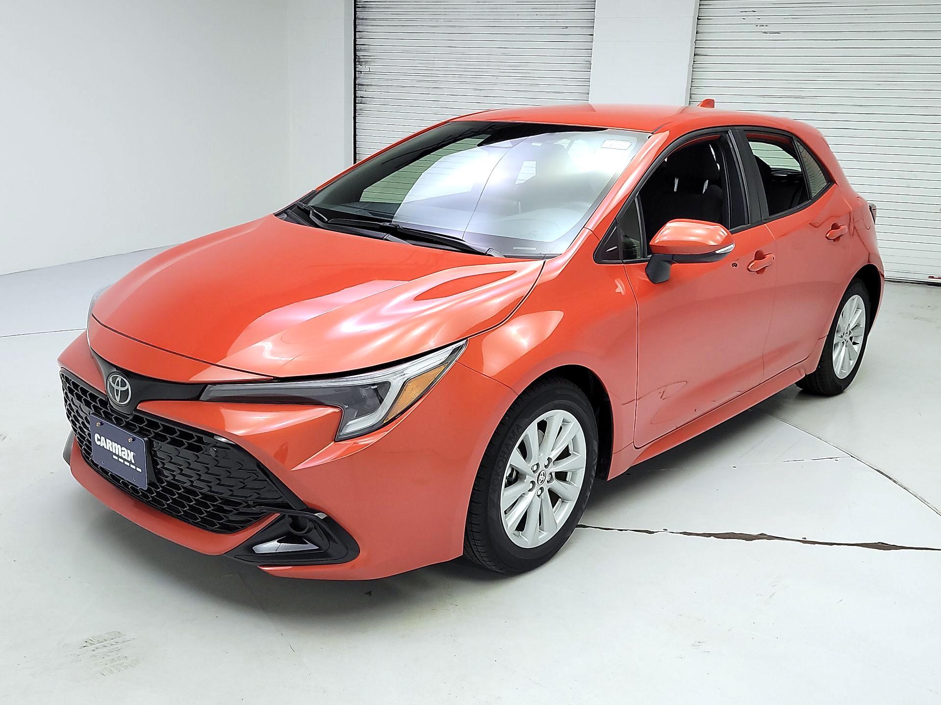 Thumbnail: 2023 Toyota Corolla - 3