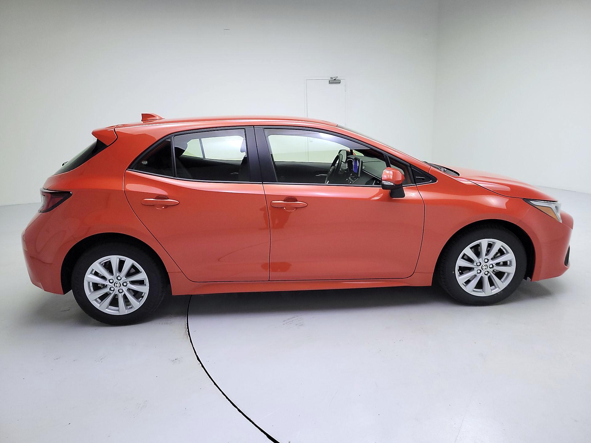 Thumbnail: 2023 Toyota Corolla - 4