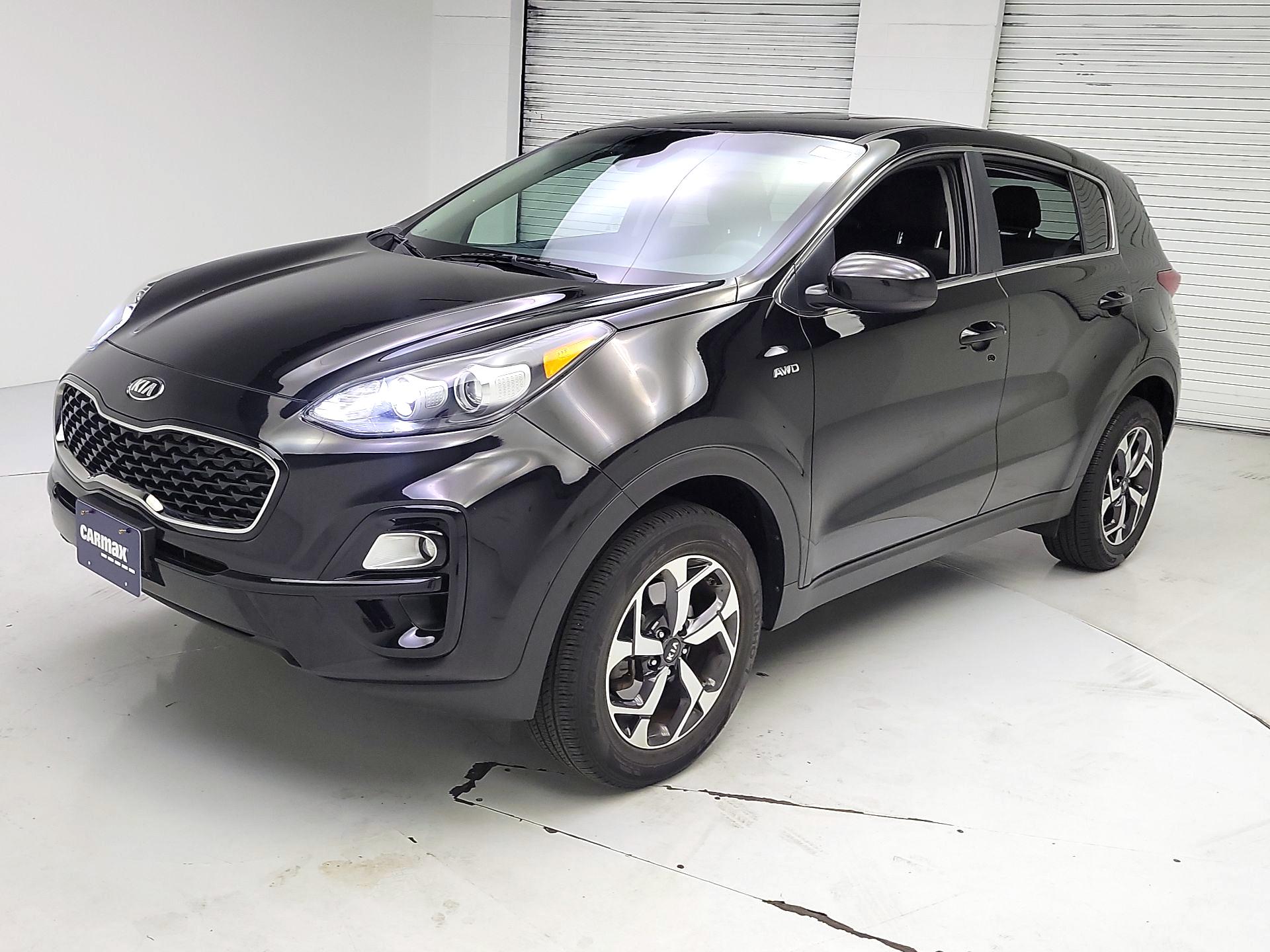 Thumbnail: 2020 Kia Sportage - 3