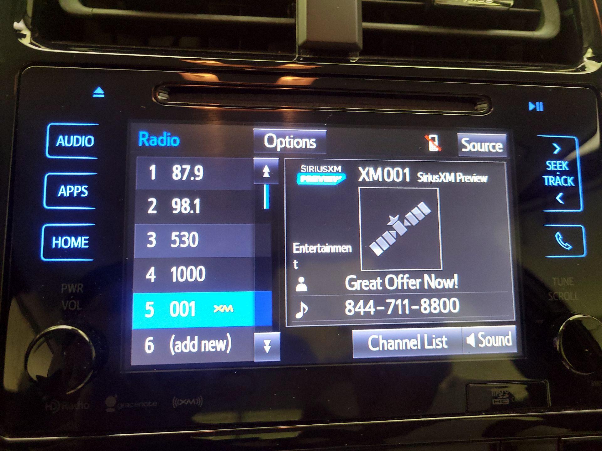 Thumbnail: 2017 Toyota Prius - 14