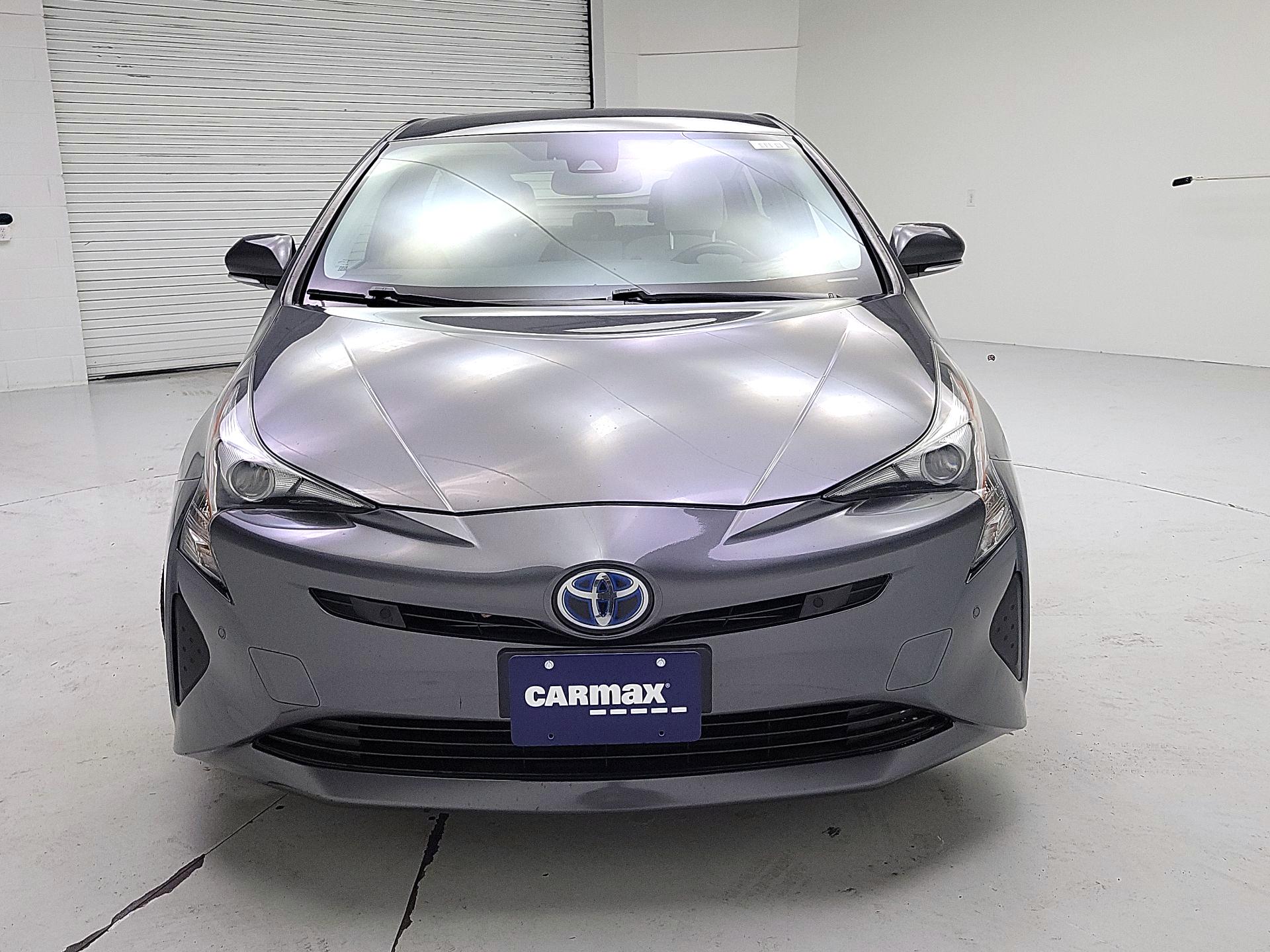 Thumbnail: 2017 Toyota Prius - 2