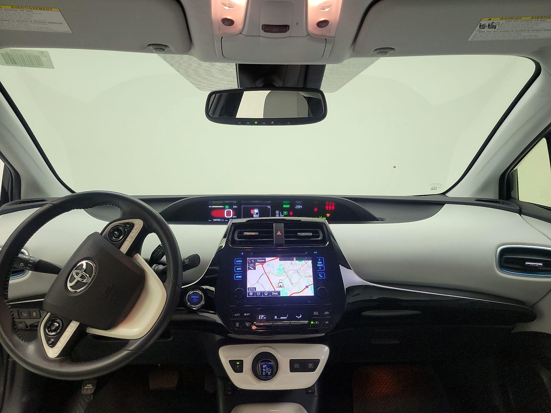 Thumbnail: 2017 Toyota Prius - 8