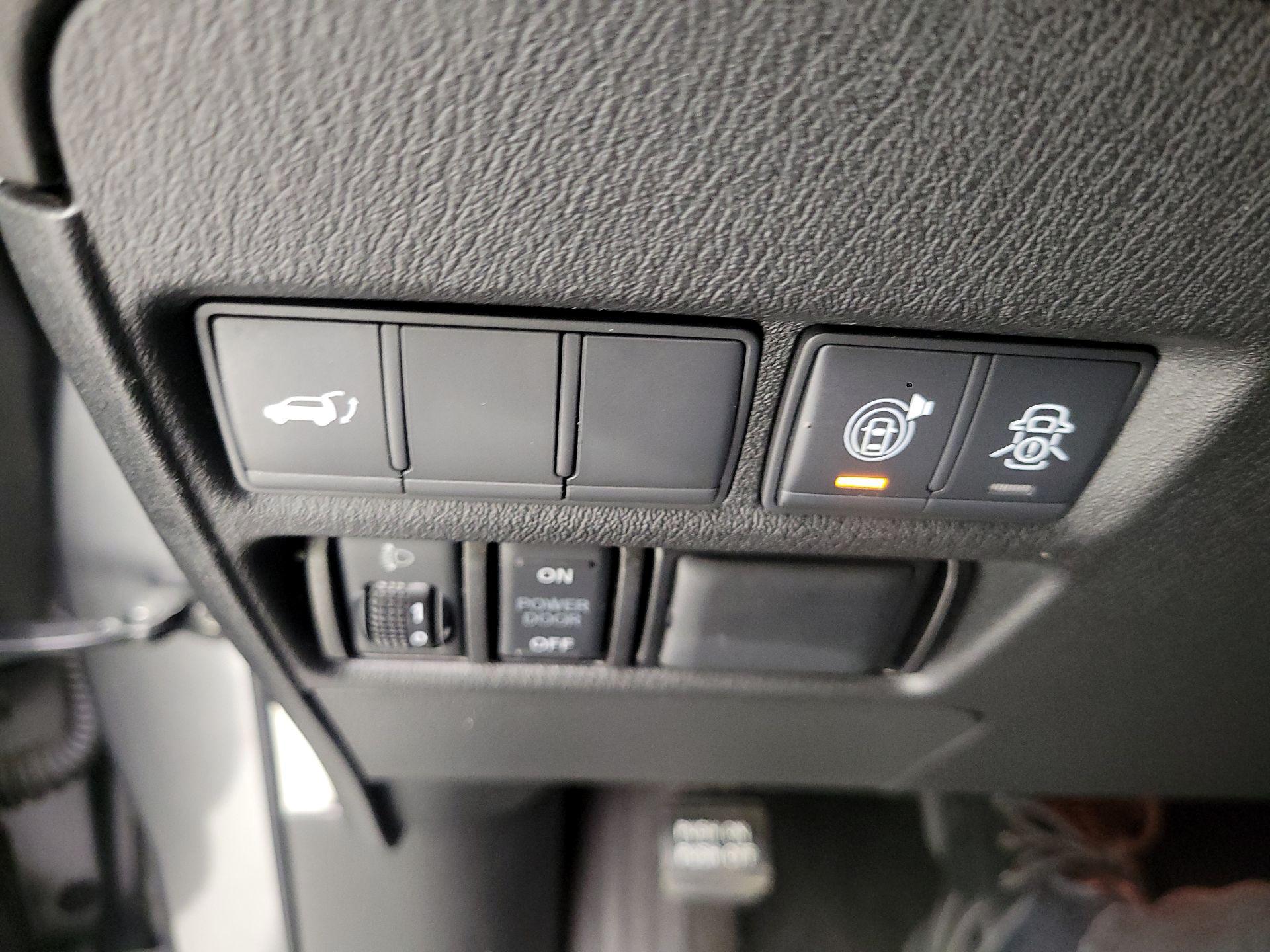 Thumbnail: 2019 Nissan Armada - 13
