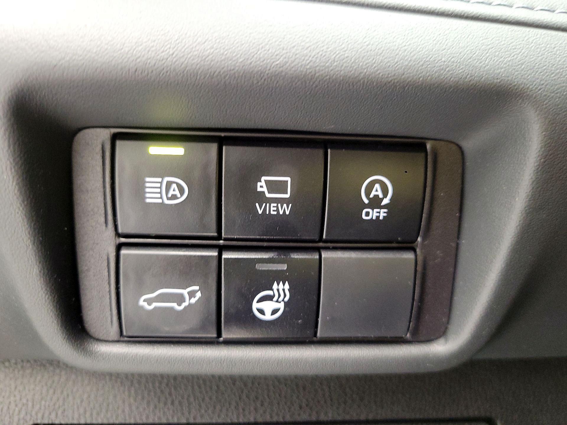 Thumbnail: 2024 Toyota Highlander - 11
