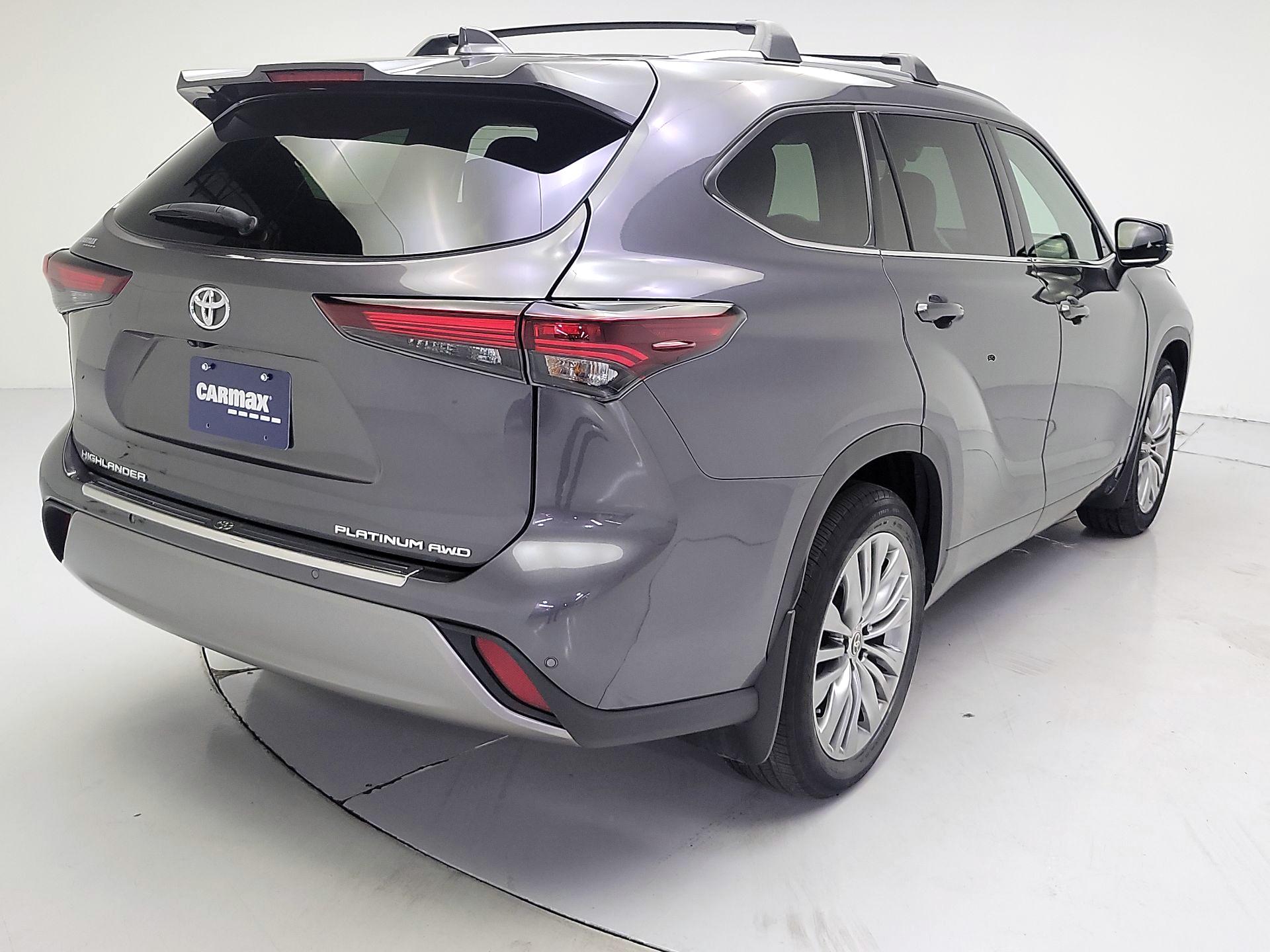 Thumbnail: 2024 Toyota Highlander - 5