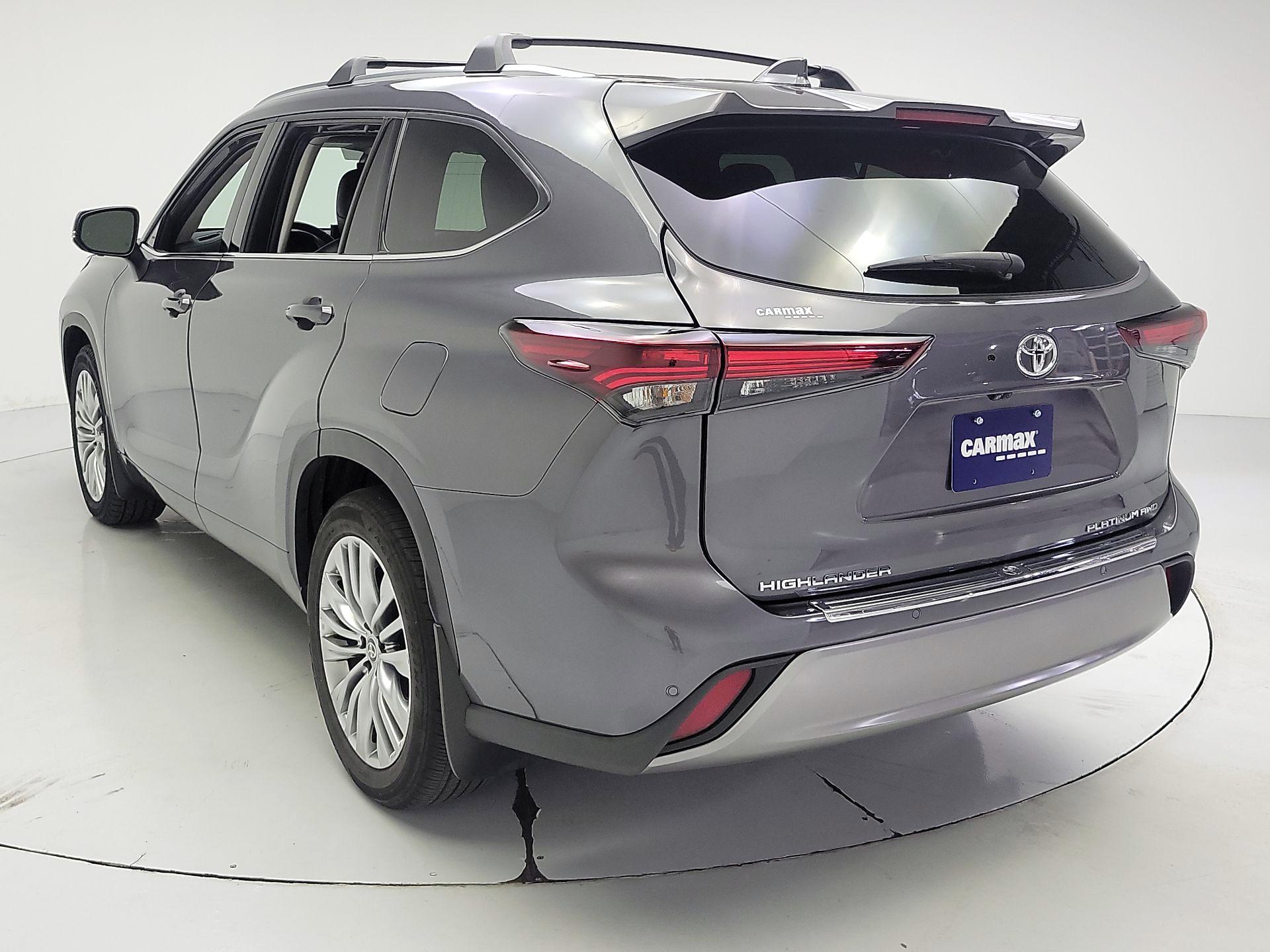Thumbnail: 2024 Toyota Highlander - 7