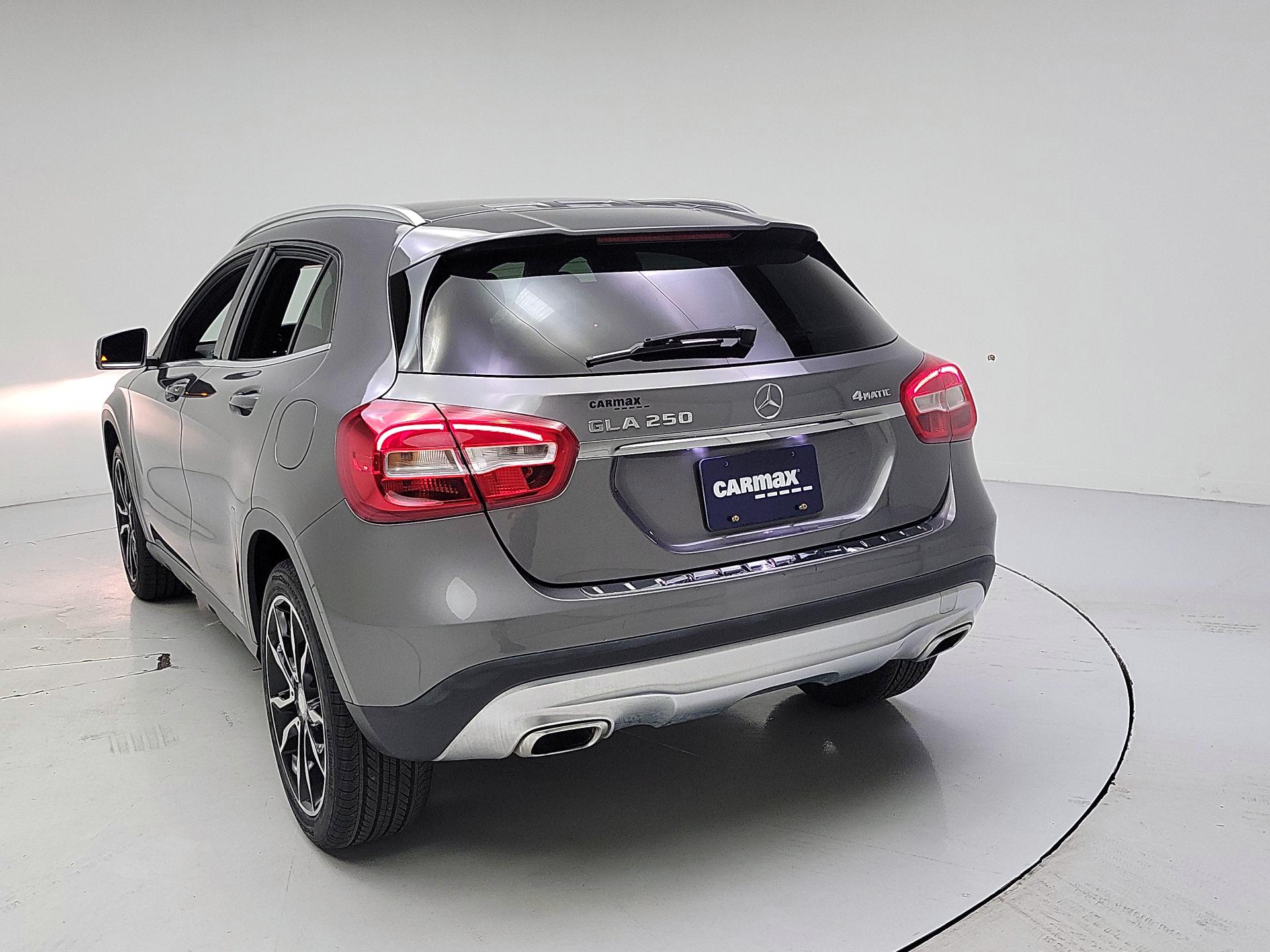 Thumbnail: 2017 Mercedes-Benz GLA - 7
