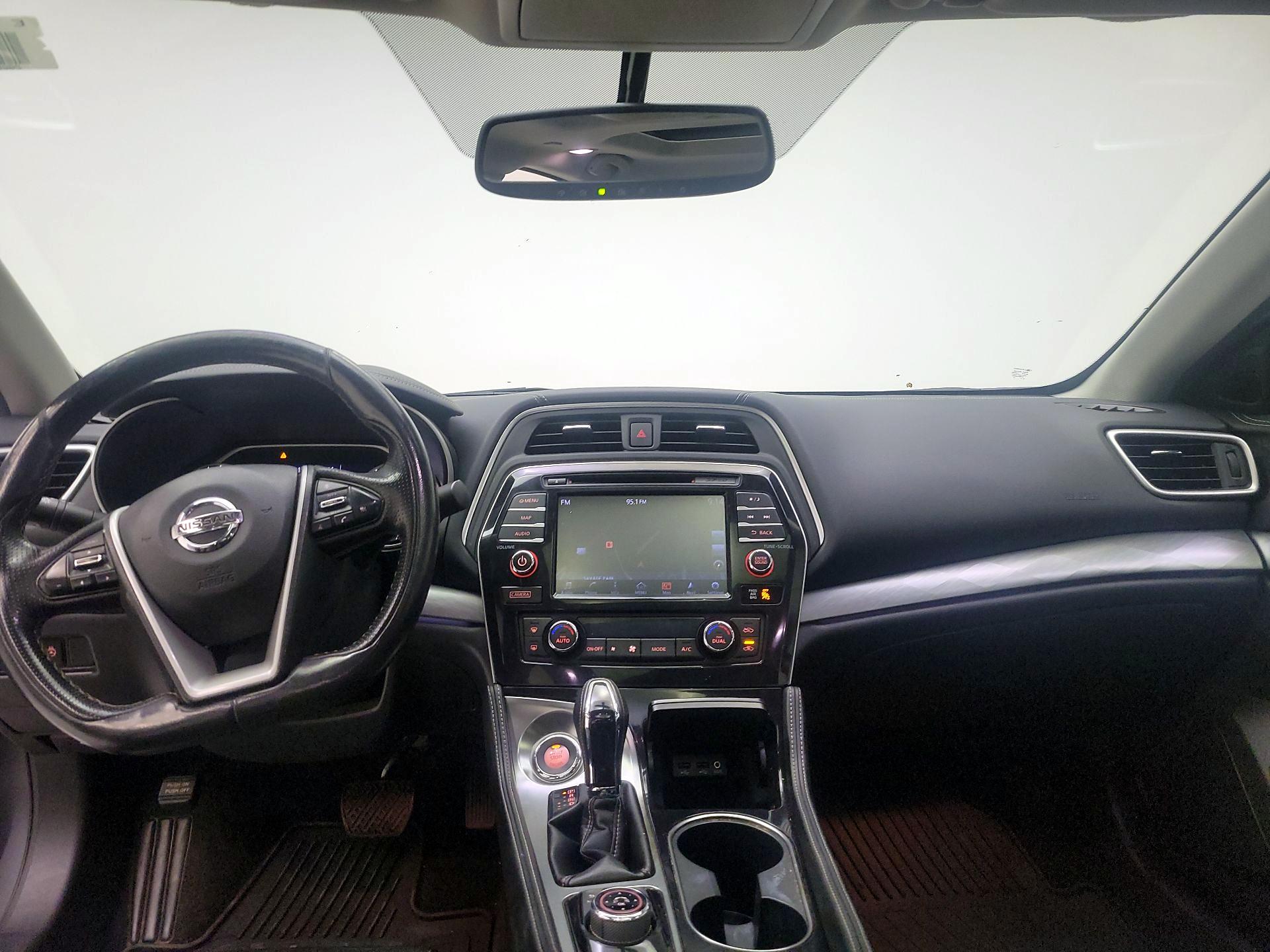 Thumbnail: 2016 Nissan Maxima - 8