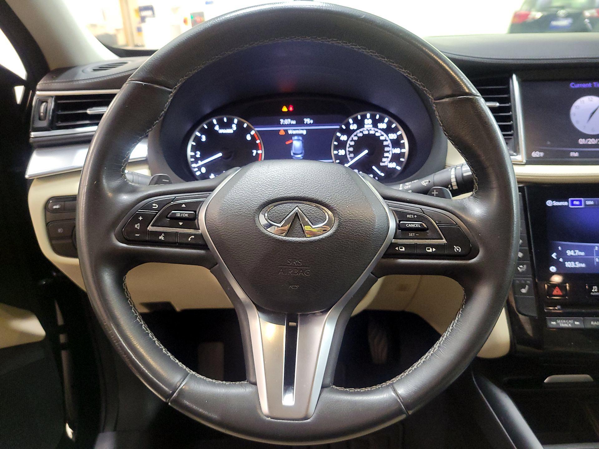 Thumbnail: 2019 INFINITI QX50 - 10