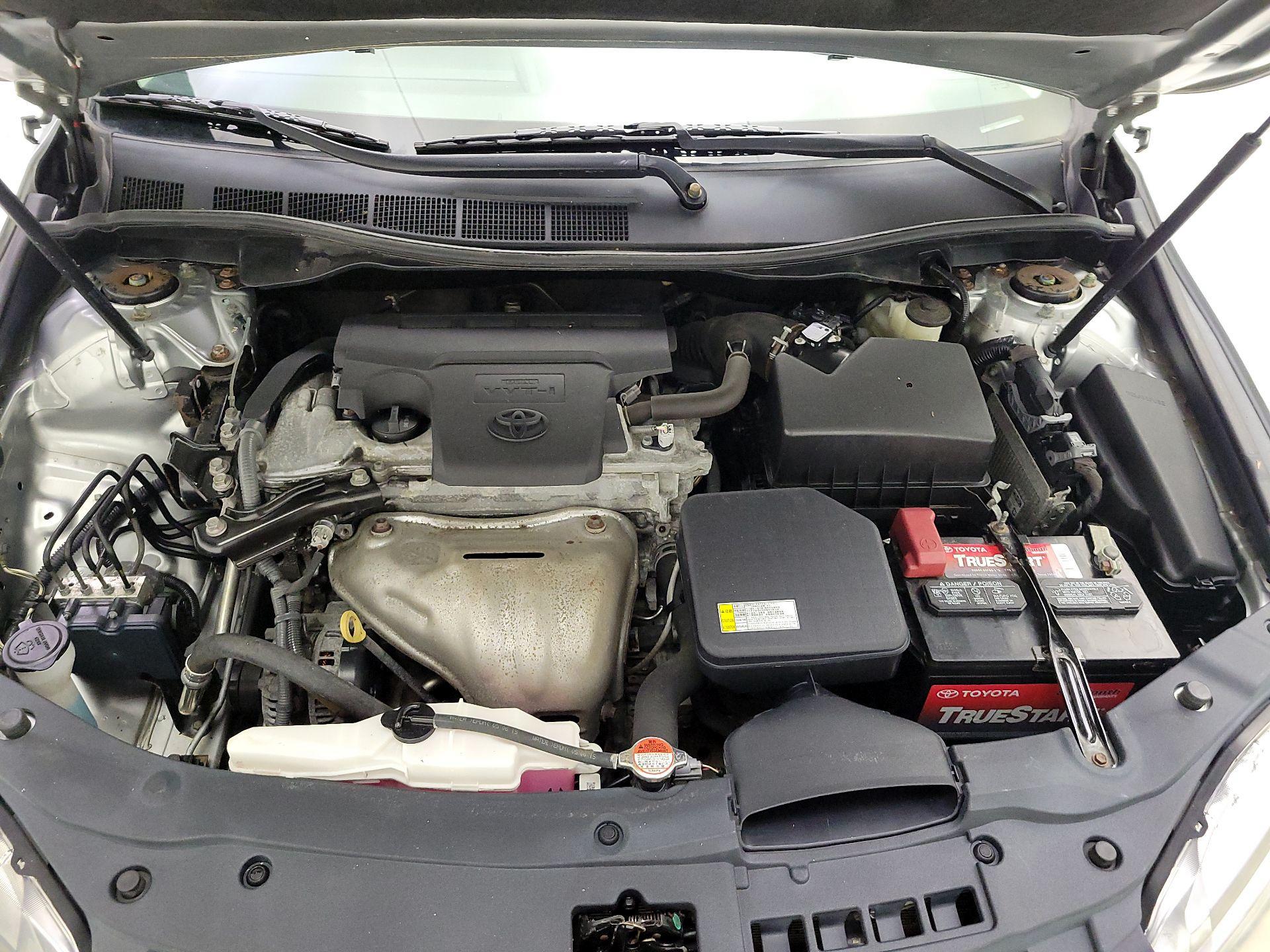 Thumbnail: 2016 Toyota Camry - 19