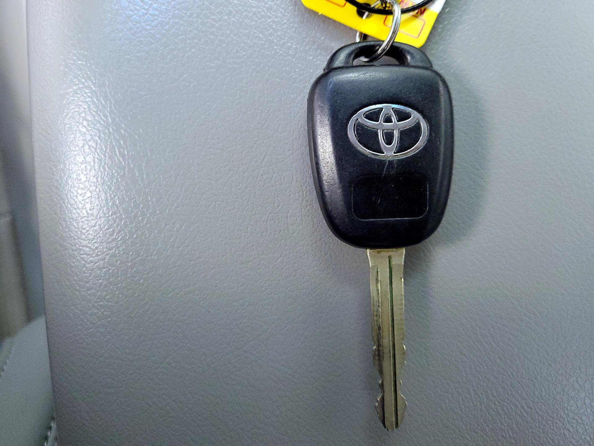 Thumbnail: 2016 Toyota Camry - 20