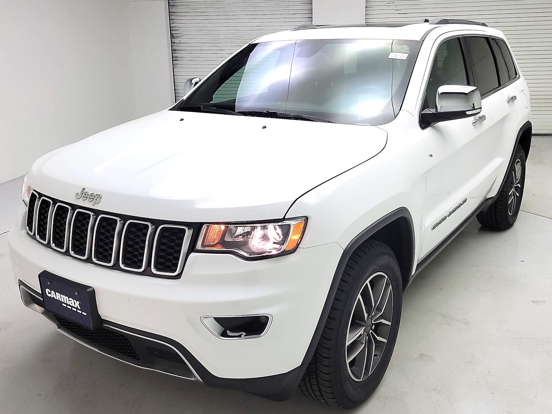 Thumbnail: 2020 Jeep Grand Cherokee - 3