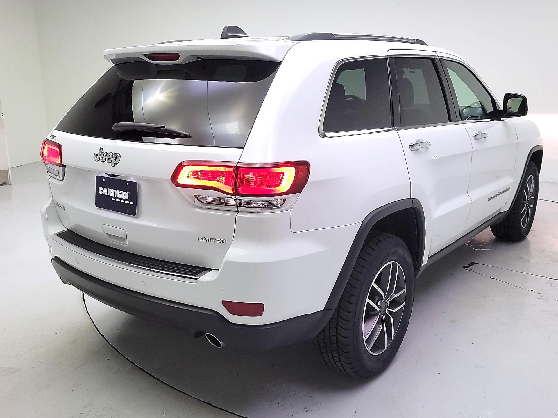 Thumbnail: 2020 Jeep Grand Cherokee - 5