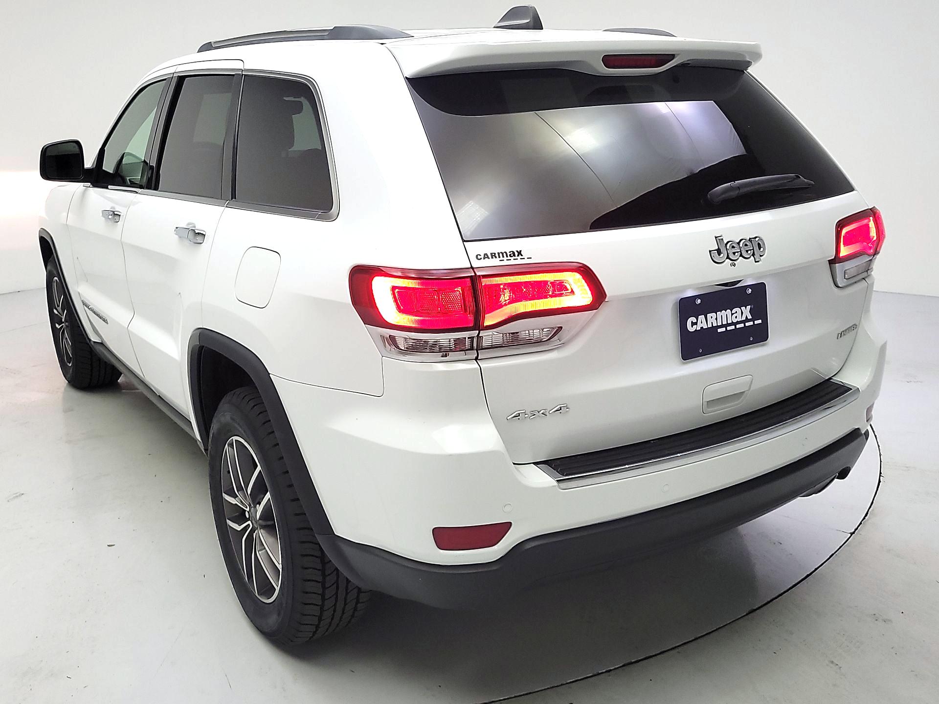 Thumbnail: 2020 Jeep Grand Cherokee - 7