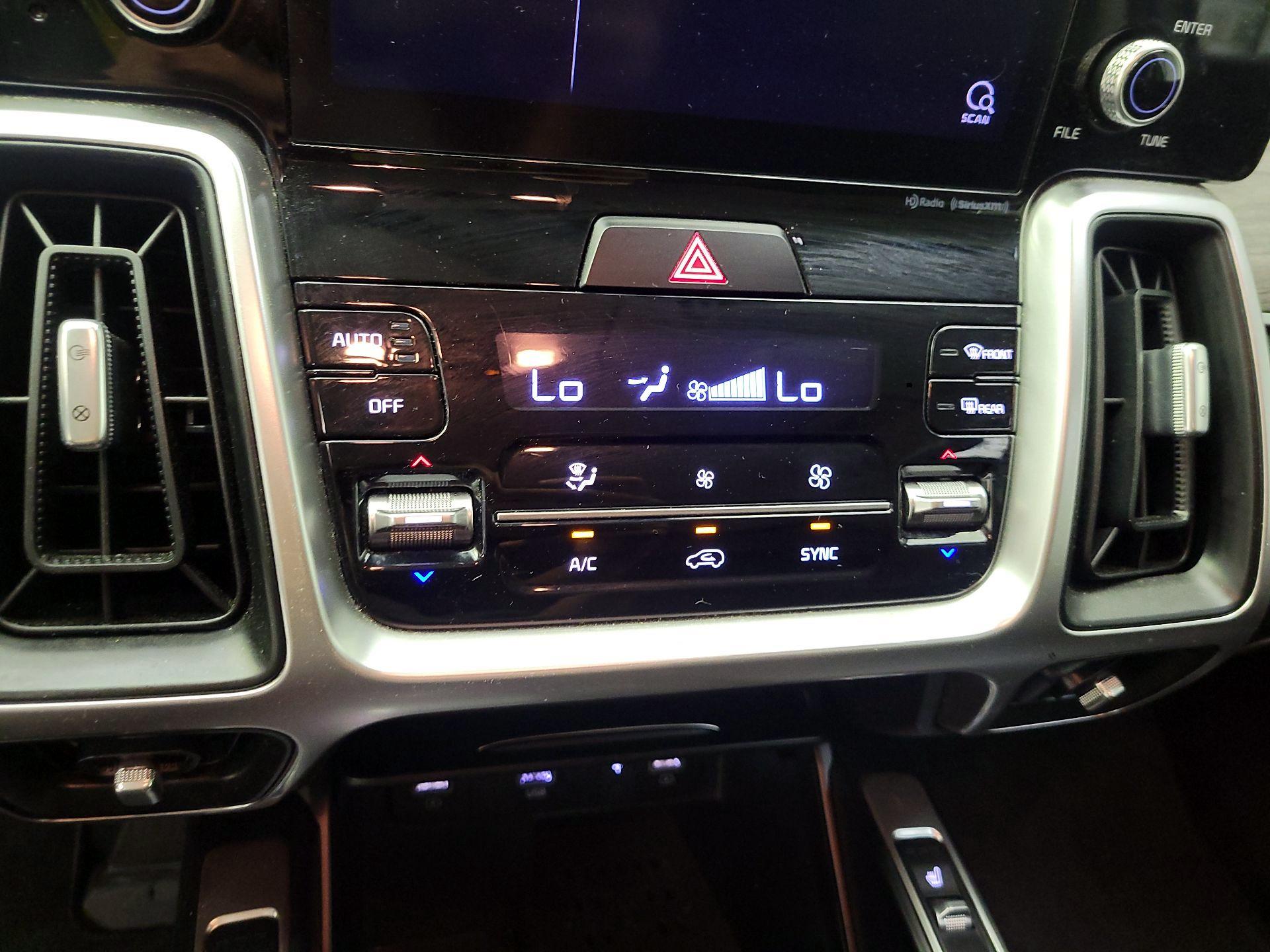 Thumbnail: 2021 Kia Sorento - 14