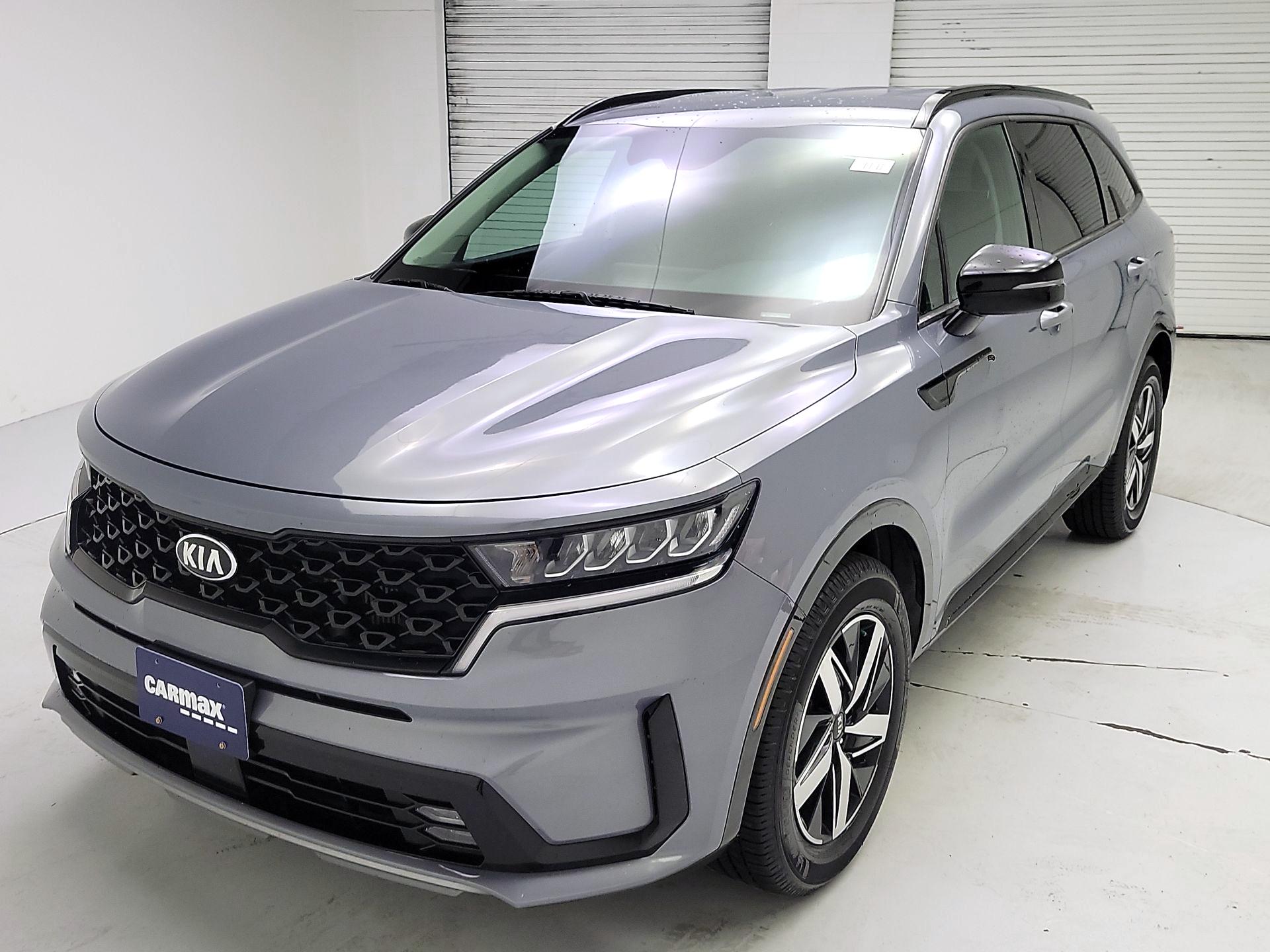 Thumbnail: 2021 Kia Sorento - 3