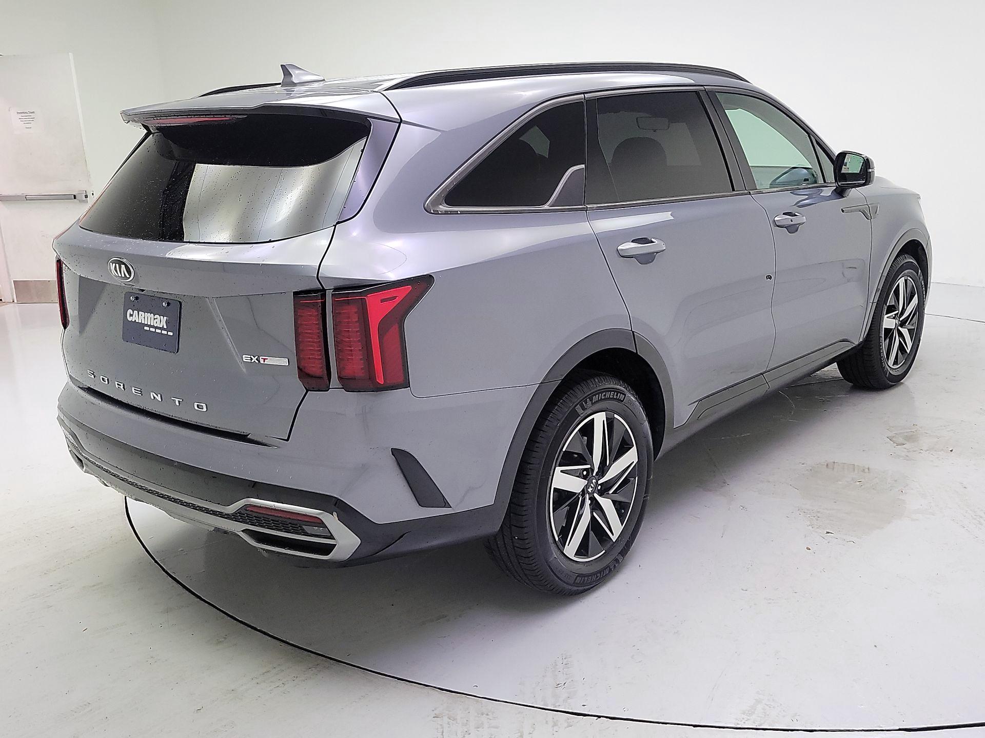 Thumbnail: 2021 Kia Sorento - 5