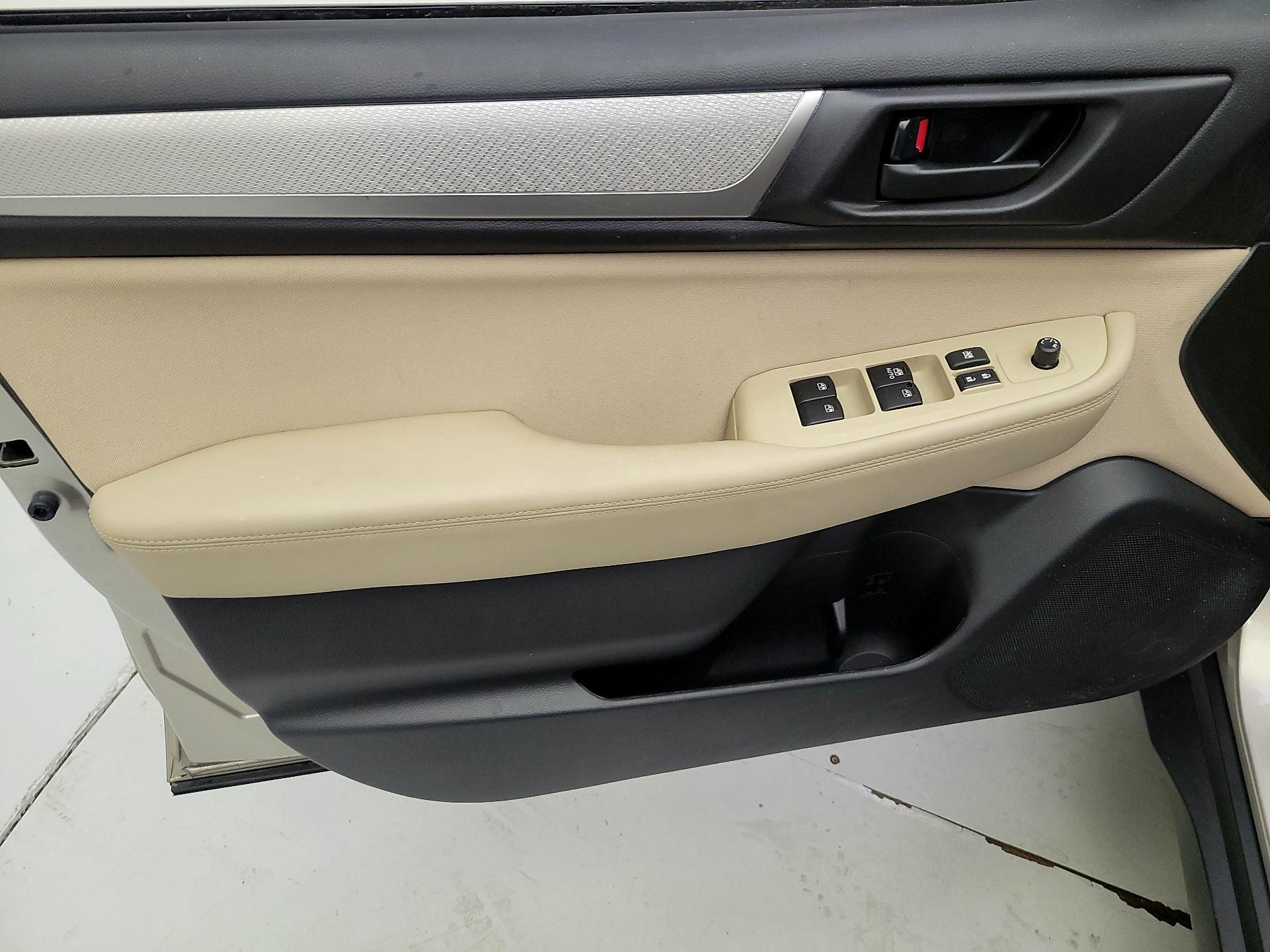 Thumbnail: 2018 Subaru Outback - 10