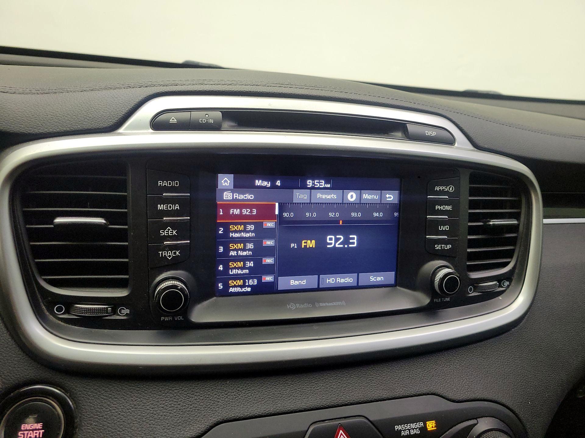 Thumbnail: 2017 Kia Sorento - 15