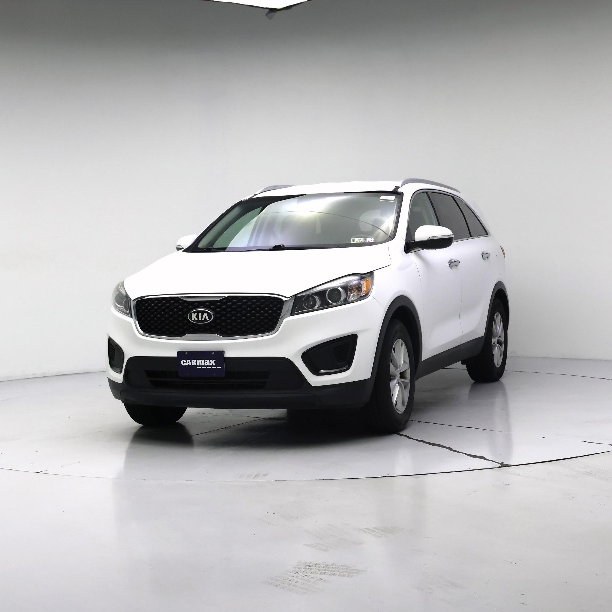 Thumbnail: 2017 Kia Sorento - 4