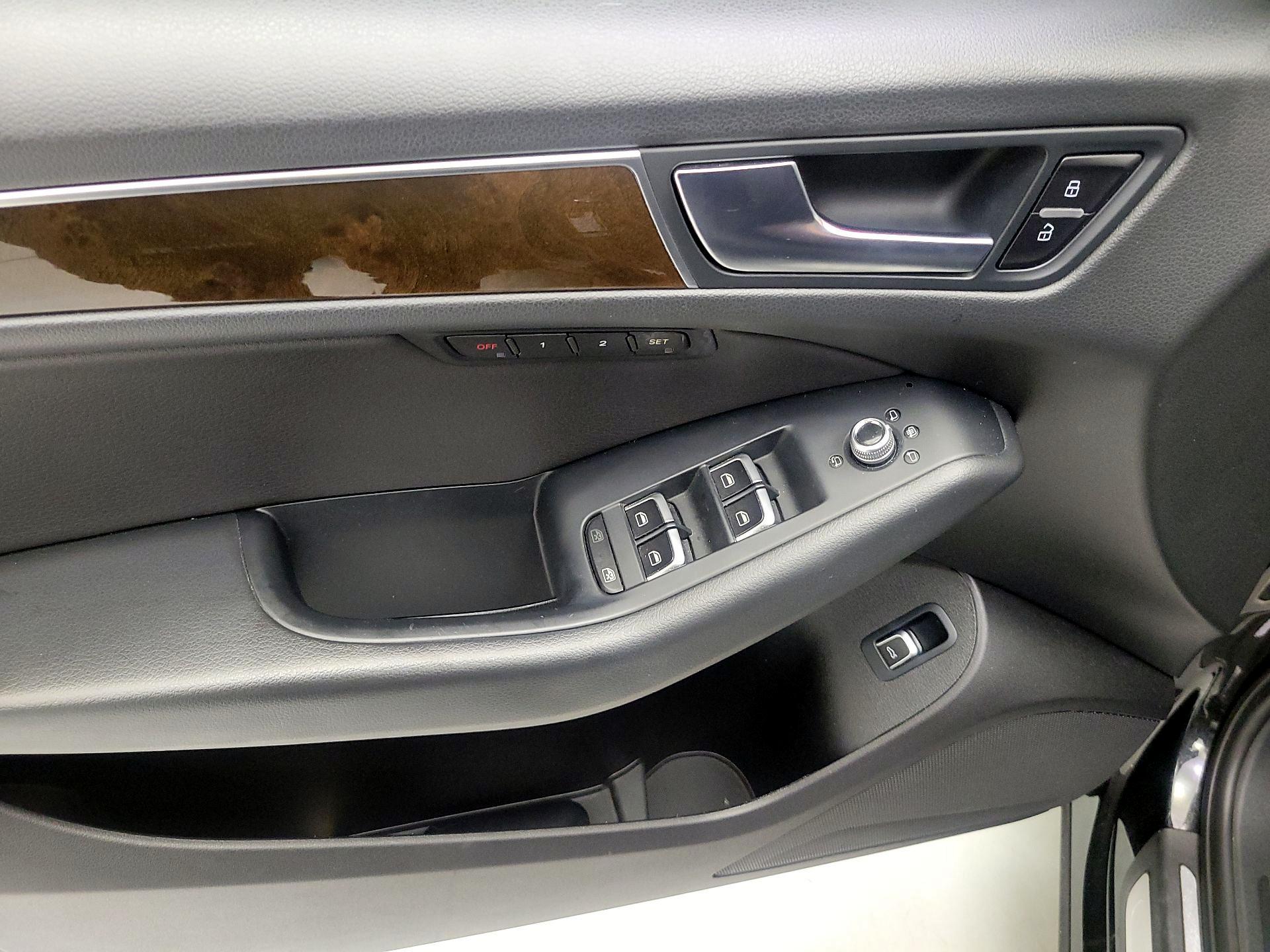 Thumbnail: 2015 Audi Q5 - 10