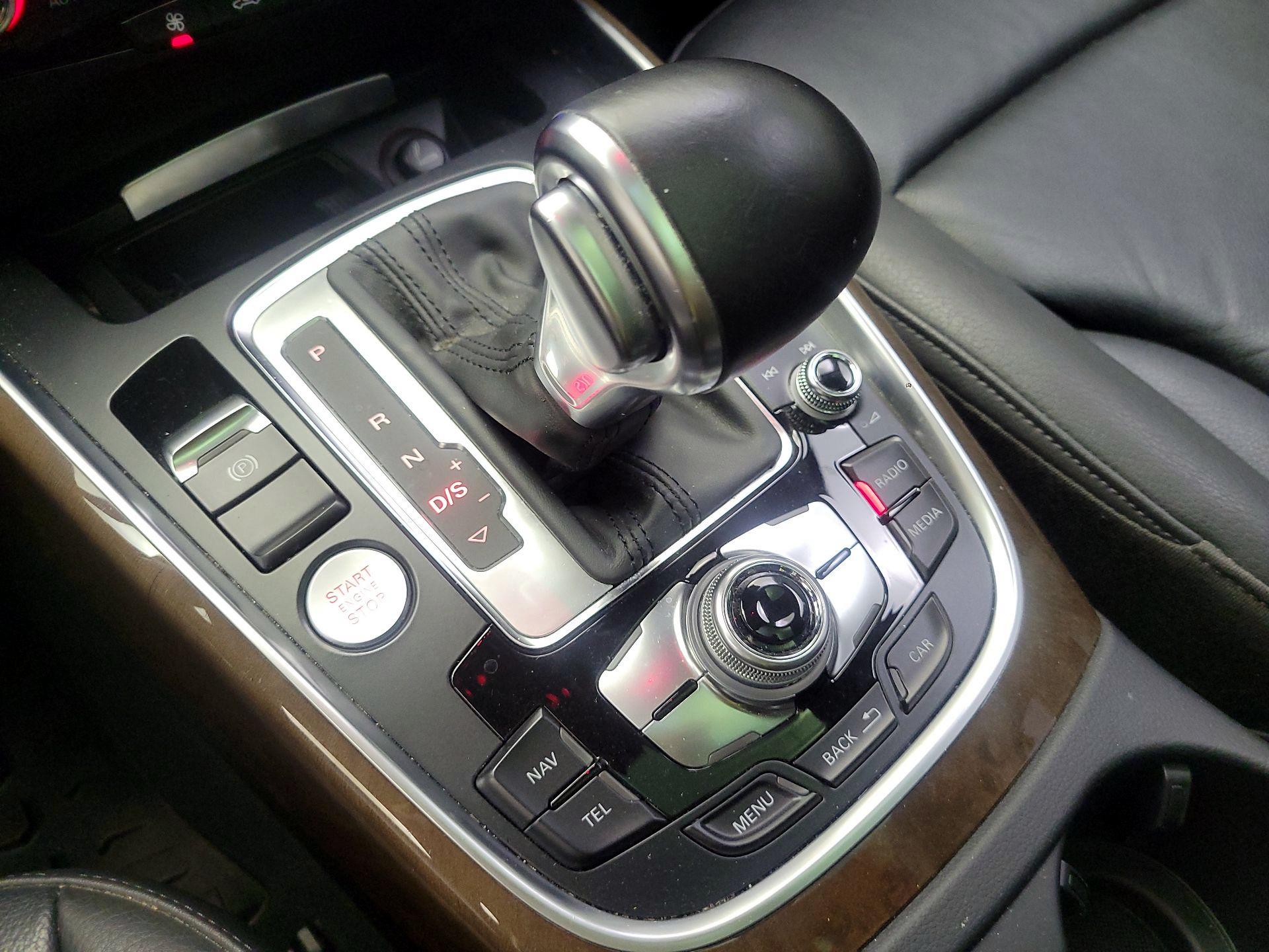 Thumbnail: 2015 Audi Q5 - 16