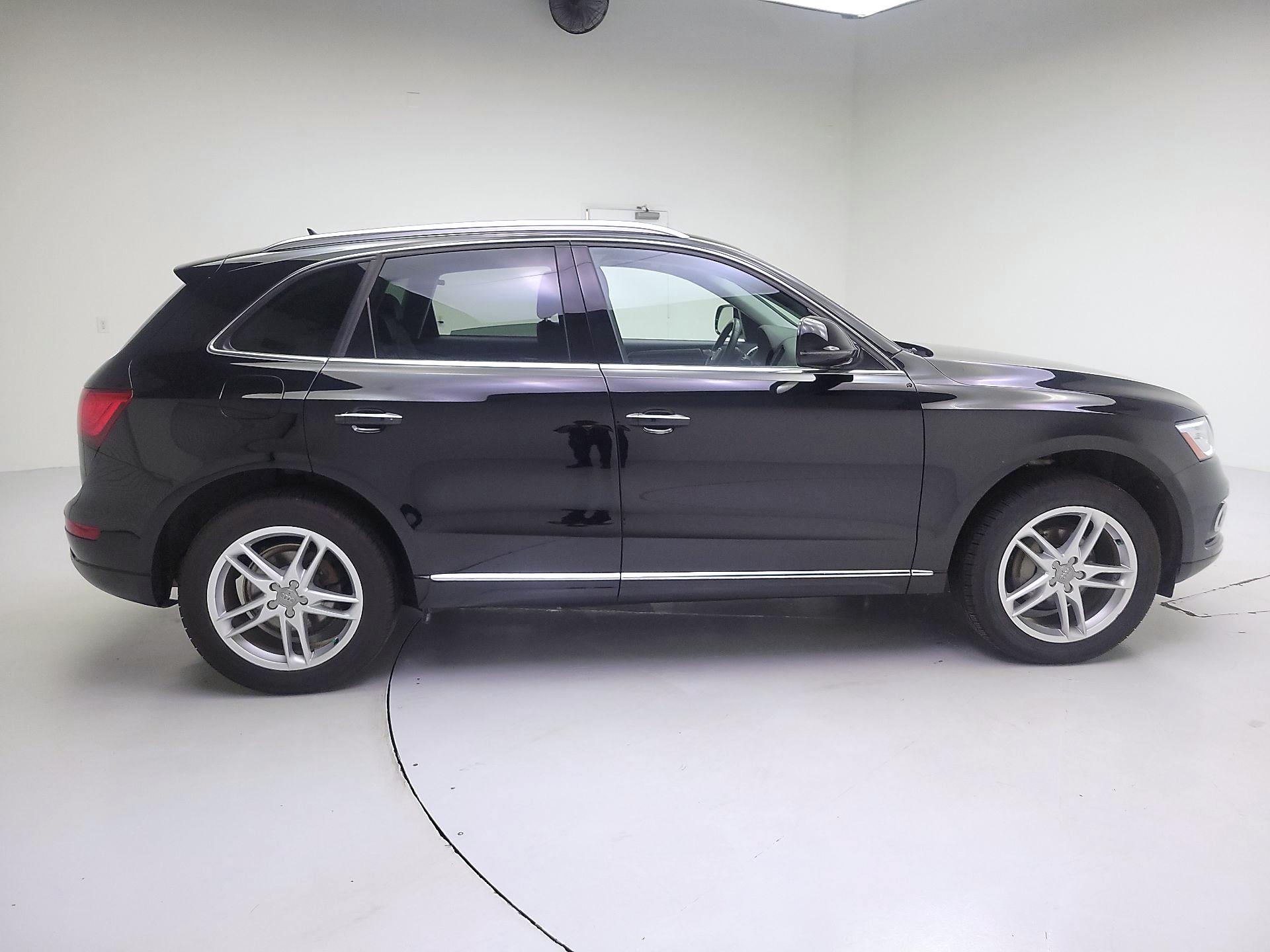 Thumbnail: 2015 Audi Q5 - 4