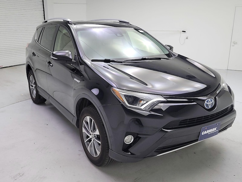 2017 Toyota RAV4 Hybrid XLE