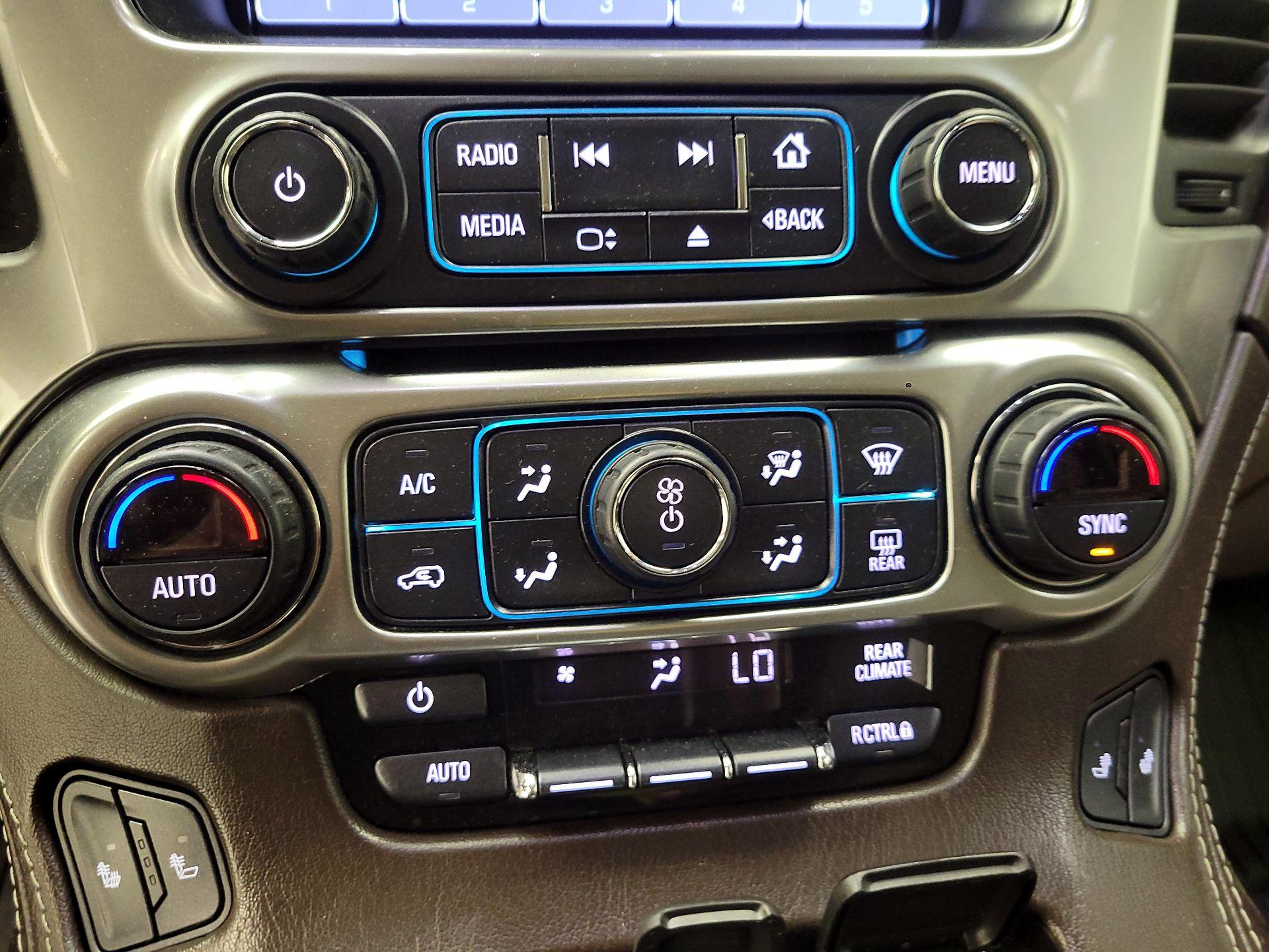 Thumbnail: 2019 Chevrolet Tahoe - 14