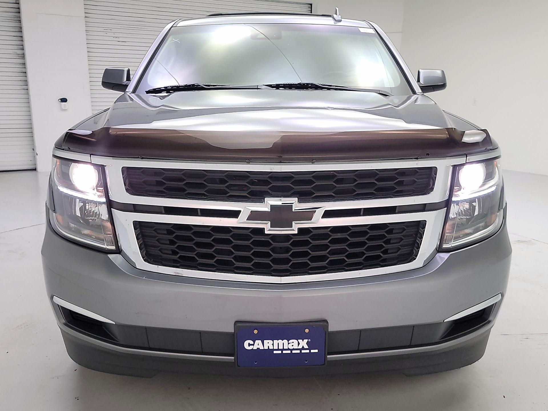 Thumbnail: 2019 Chevrolet Tahoe - 2