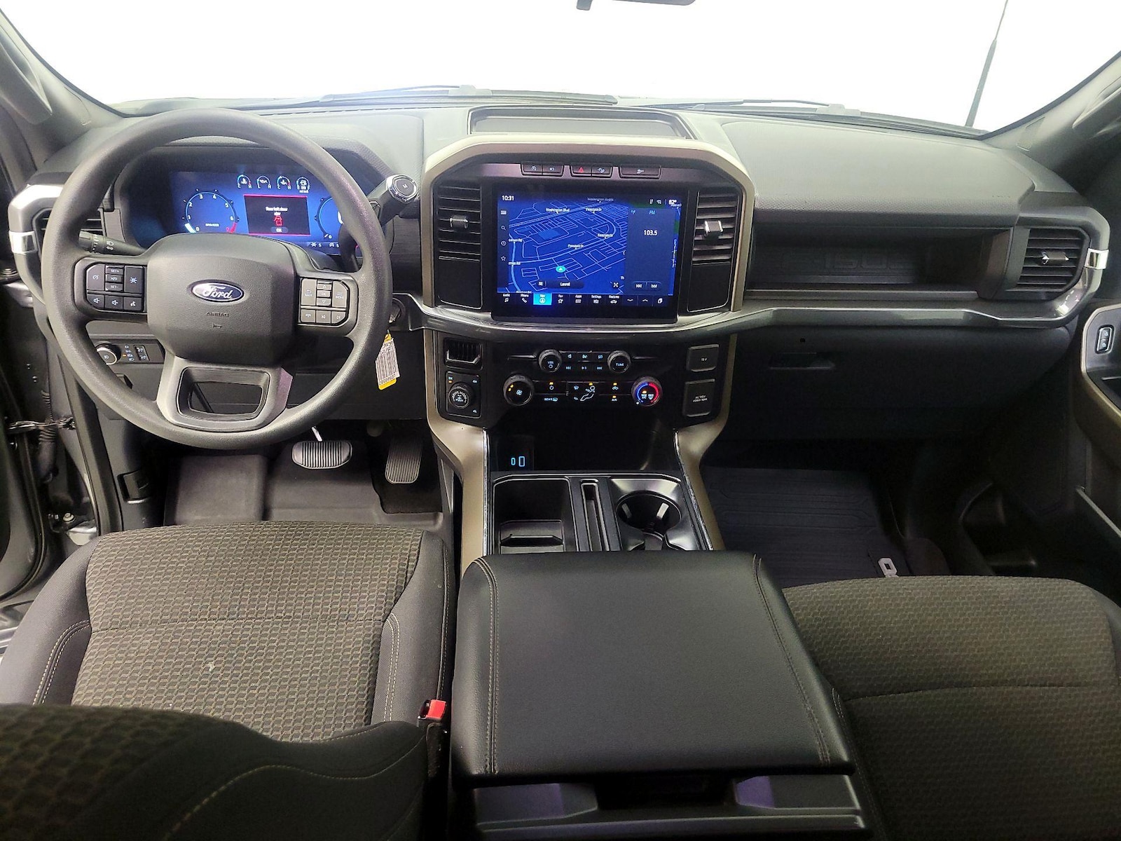 Photo 10
