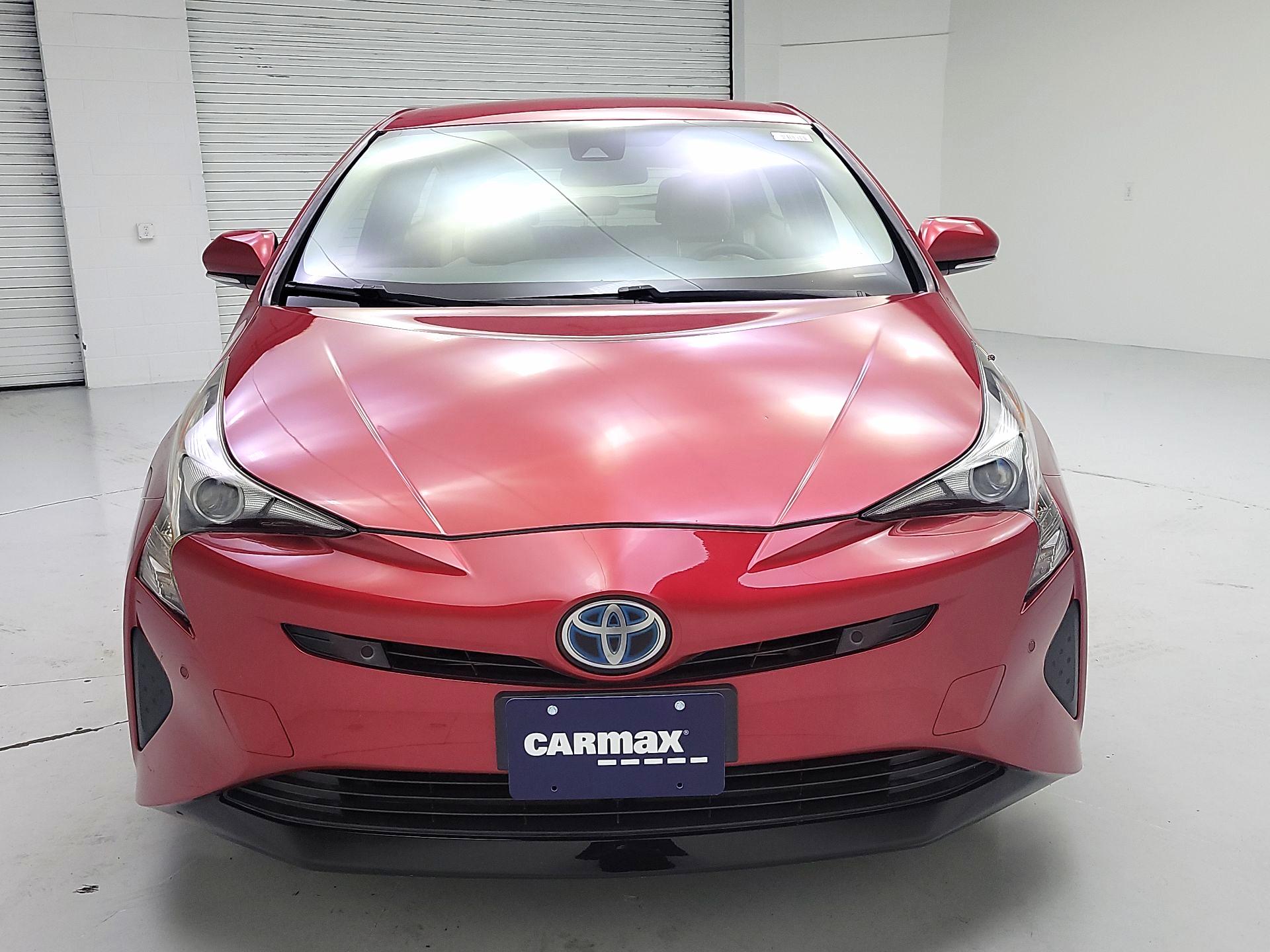 Thumbnail: 2017 Toyota Prius - 2