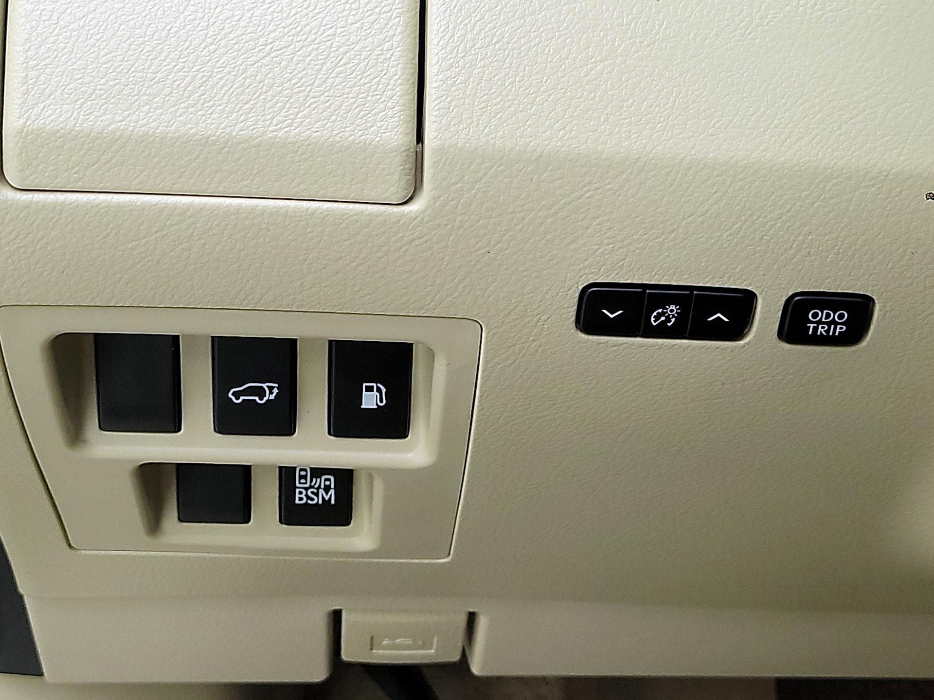 Thumbnail: 2015 Lexus RX - 11