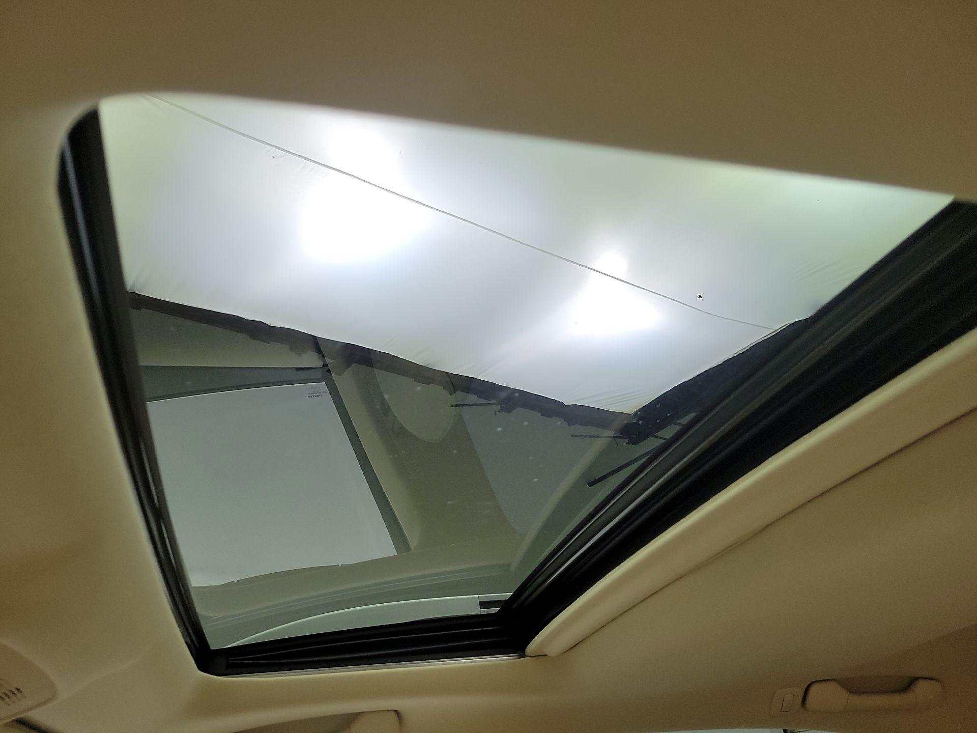 Thumbnail: 2015 Lexus RX - 18