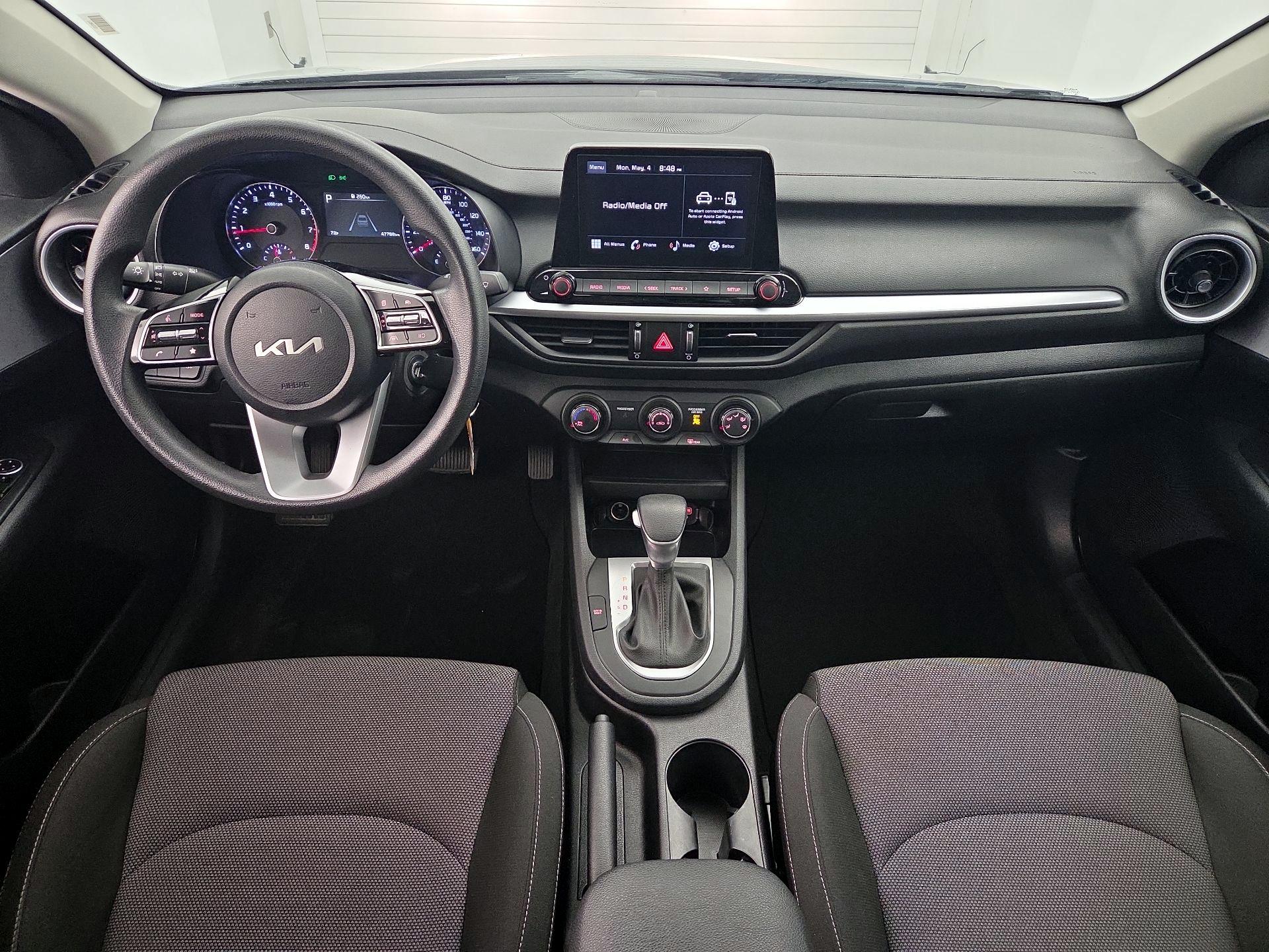 Thumbnail: 2024 Kia Forte - 9
