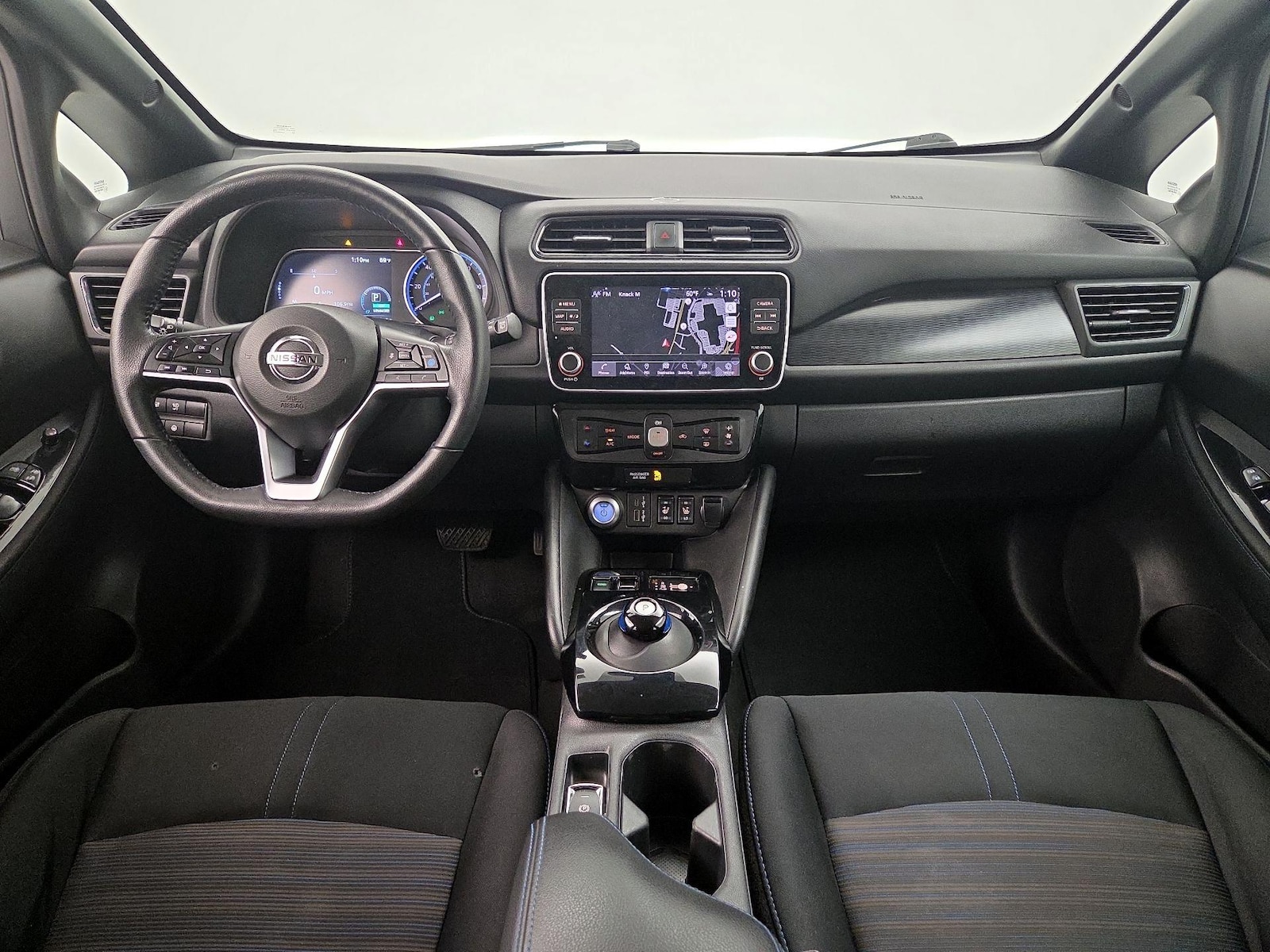 2022 Nissan LEAF SV - Photo 10