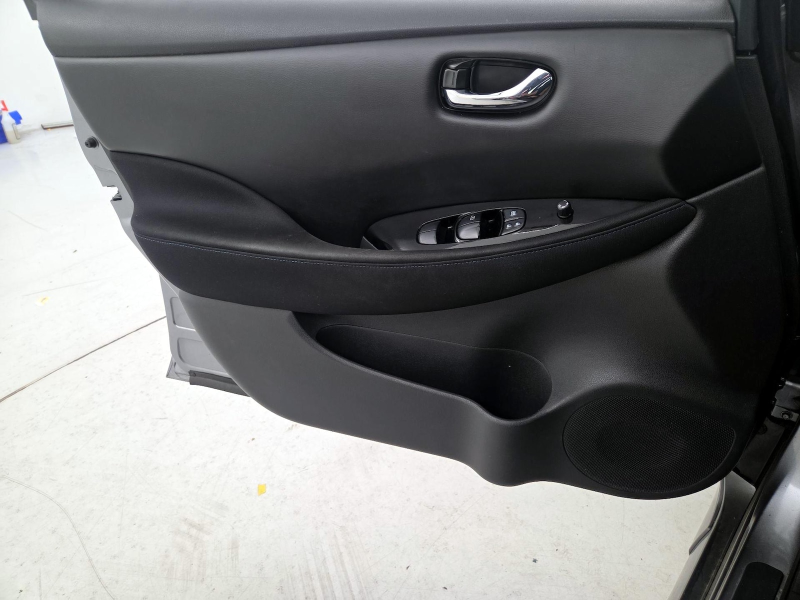 2022 Nissan LEAF SV - Photo 13